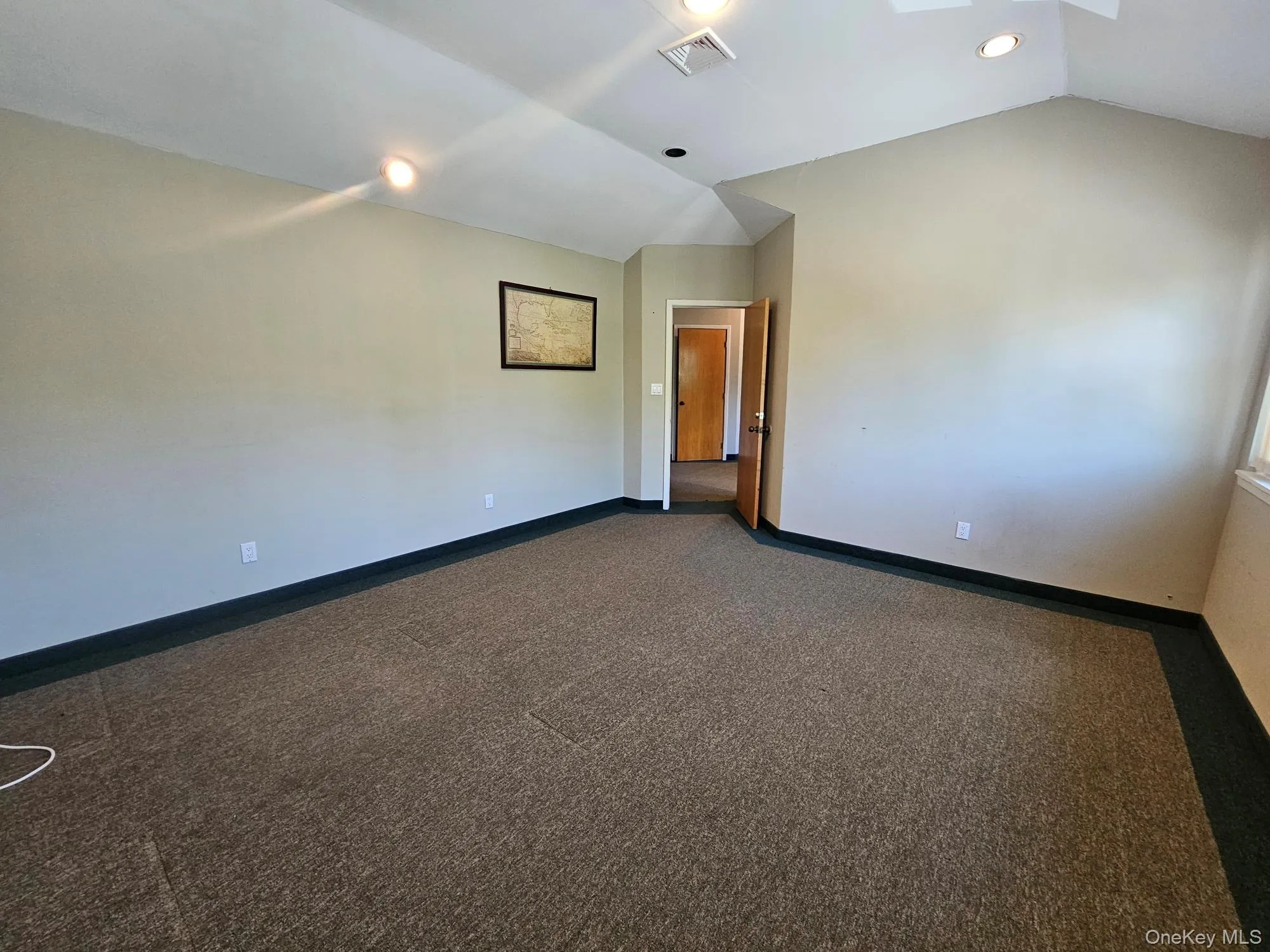 202 Main Street, Huntington, NY, ,Commercial Lease,For Rent,Main,0,1006813 202 Main Street, Huntington, NY, ,Commercial Lease,For Rent,Main,0,1006813