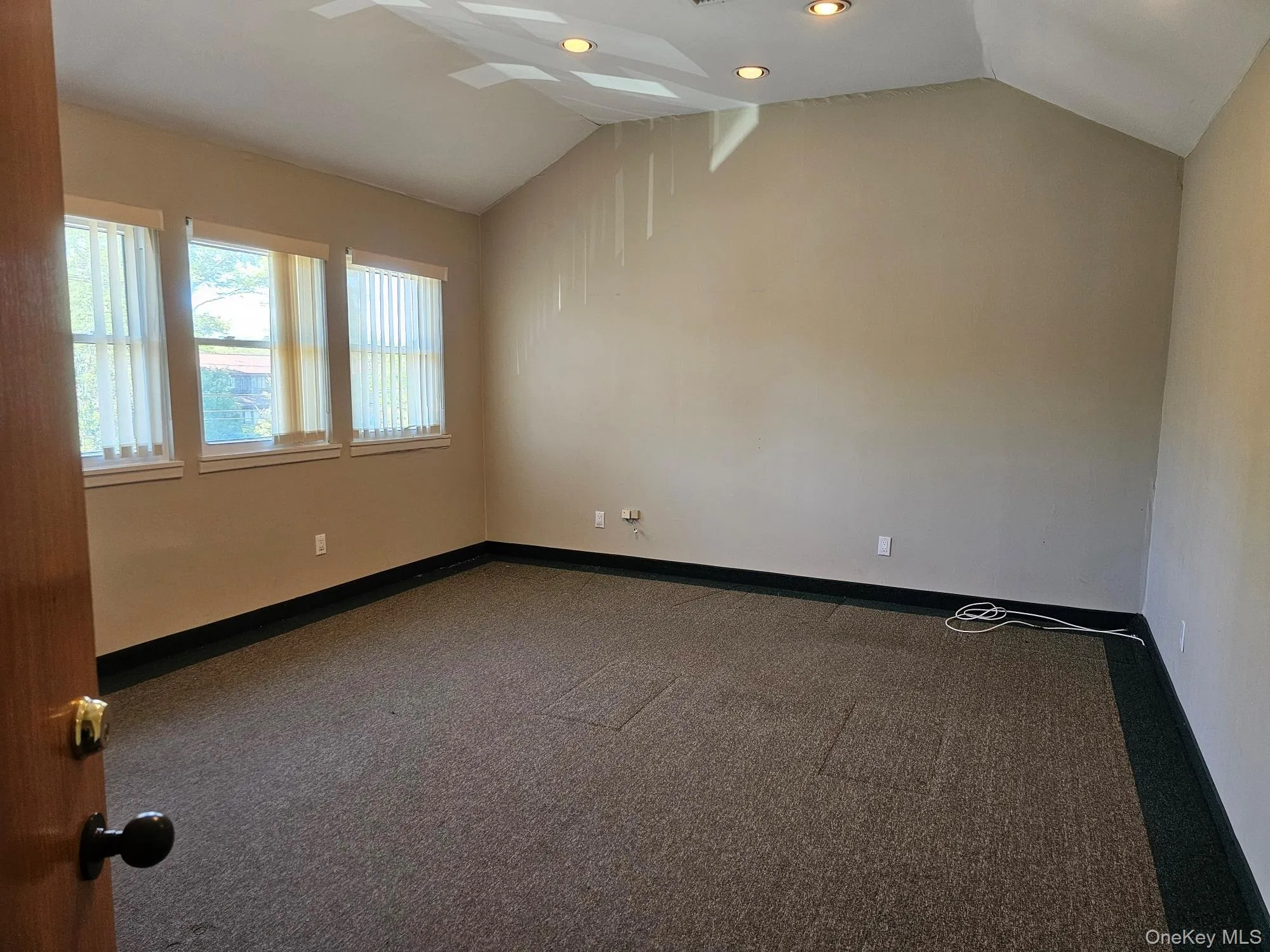 202 Main Street, Huntington, NY, ,Commercial Lease,For Rent,Main,0,1006813 202 Main Street, Huntington, NY, ,Commercial Lease,For Rent,Main,0,1006813