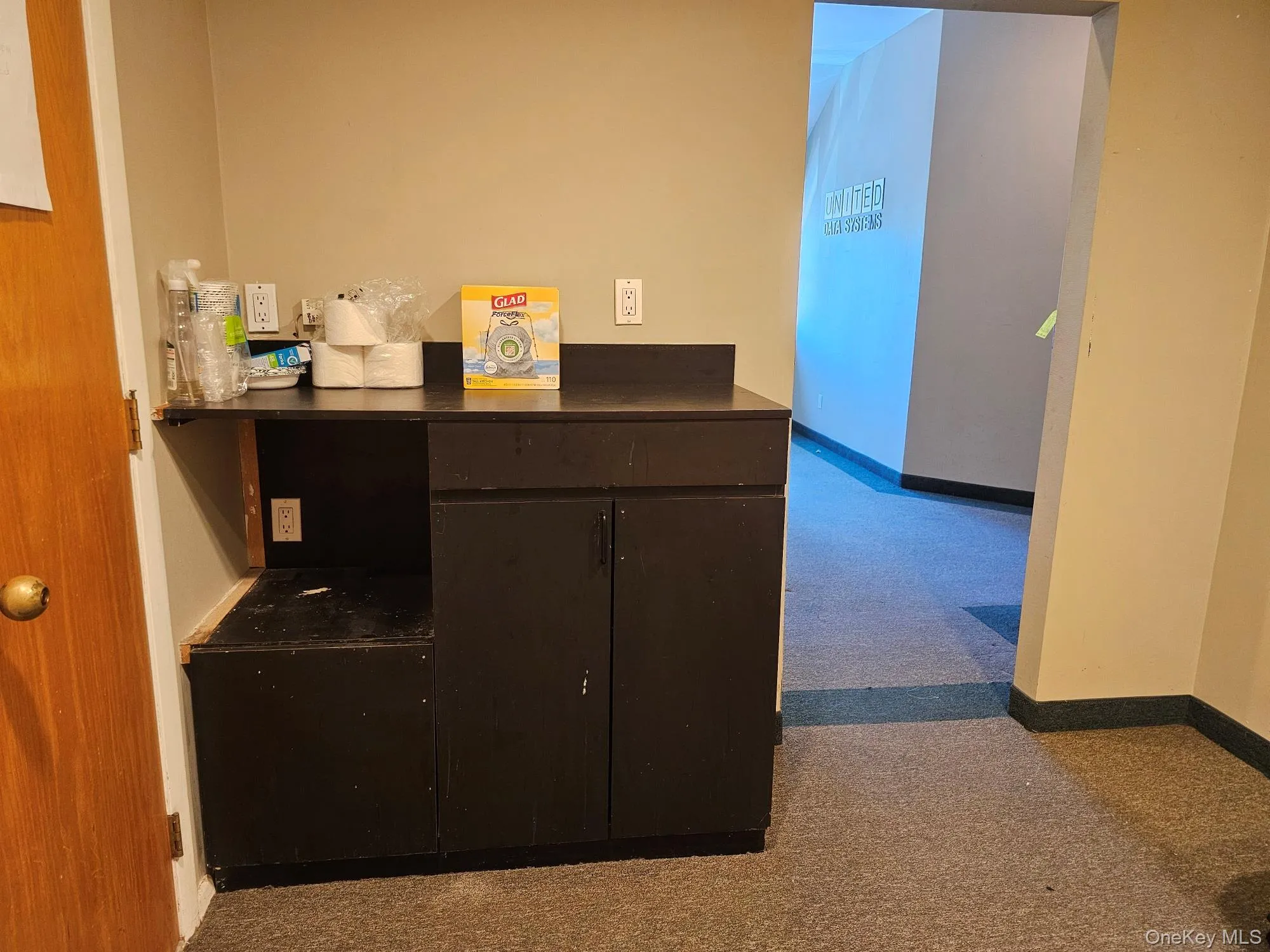 202 Main Street, Huntington, NY, ,Commercial Lease,For Rent,Main,0,1006813 202 Main Street, Huntington, NY, ,Commercial Lease,For Rent,Main,0,1006813