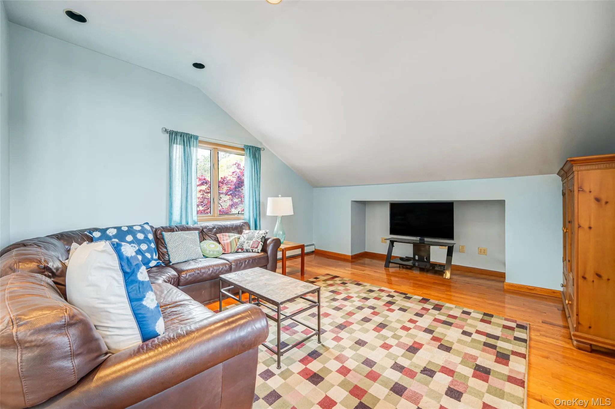 72 Jean Court, Riverhead, NY, 3 Bedrooms Bedrooms, 8 Rooms Rooms,2 BathroomsBathrooms,Residential,For Rent,Jean,0,1006816 72 Jean Court, Riverhead, NY, 3 Bedrooms Bedrooms, 8 Rooms Rooms,2 BathroomsBathrooms,Residential,For Rent,Jean,0,1006816