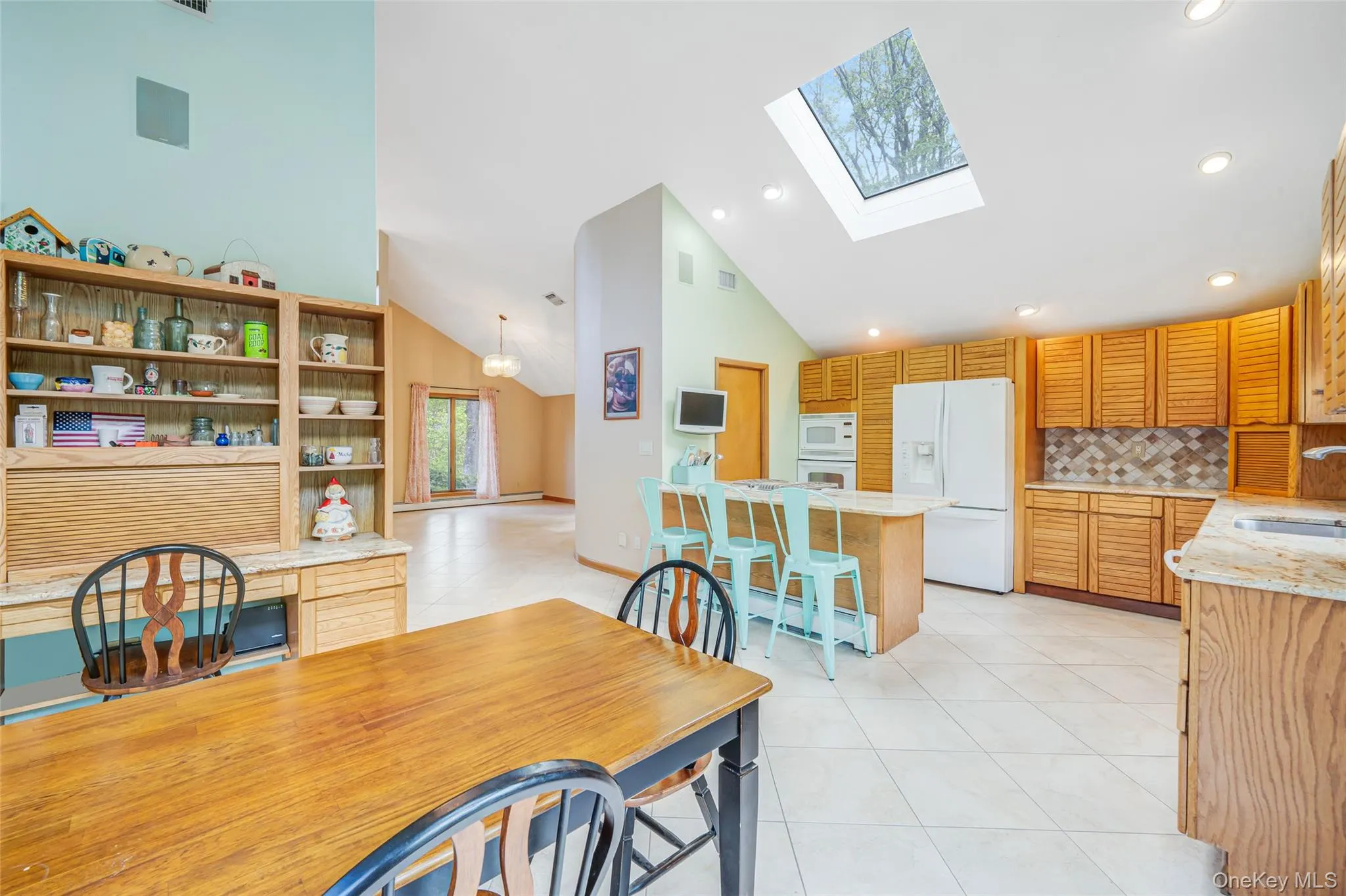 72 Jean Court, Riverhead, NY, 3 Bedrooms Bedrooms, 8 Rooms Rooms,2 BathroomsBathrooms,Residential,For Rent,Jean,0,1006816 72 Jean Court, Riverhead, NY, 3 Bedrooms Bedrooms, 8 Rooms Rooms,2 BathroomsBathrooms,Residential,For Rent,Jean,0,1006816