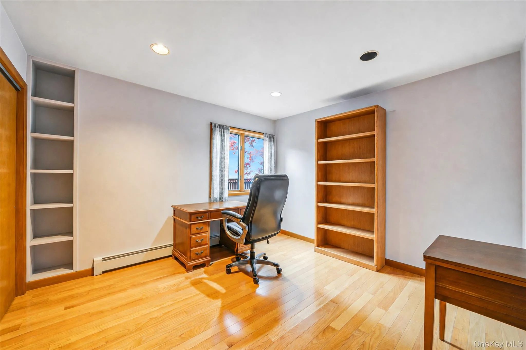 72 Jean Court, Riverhead, NY, 3 Bedrooms Bedrooms, 8 Rooms Rooms,2 BathroomsBathrooms,Residential,For Rent,Jean,0,1006816 72 Jean Court, Riverhead, NY, 3 Bedrooms Bedrooms, 8 Rooms Rooms,2 BathroomsBathrooms,Residential,For Rent,Jean,0,1006816