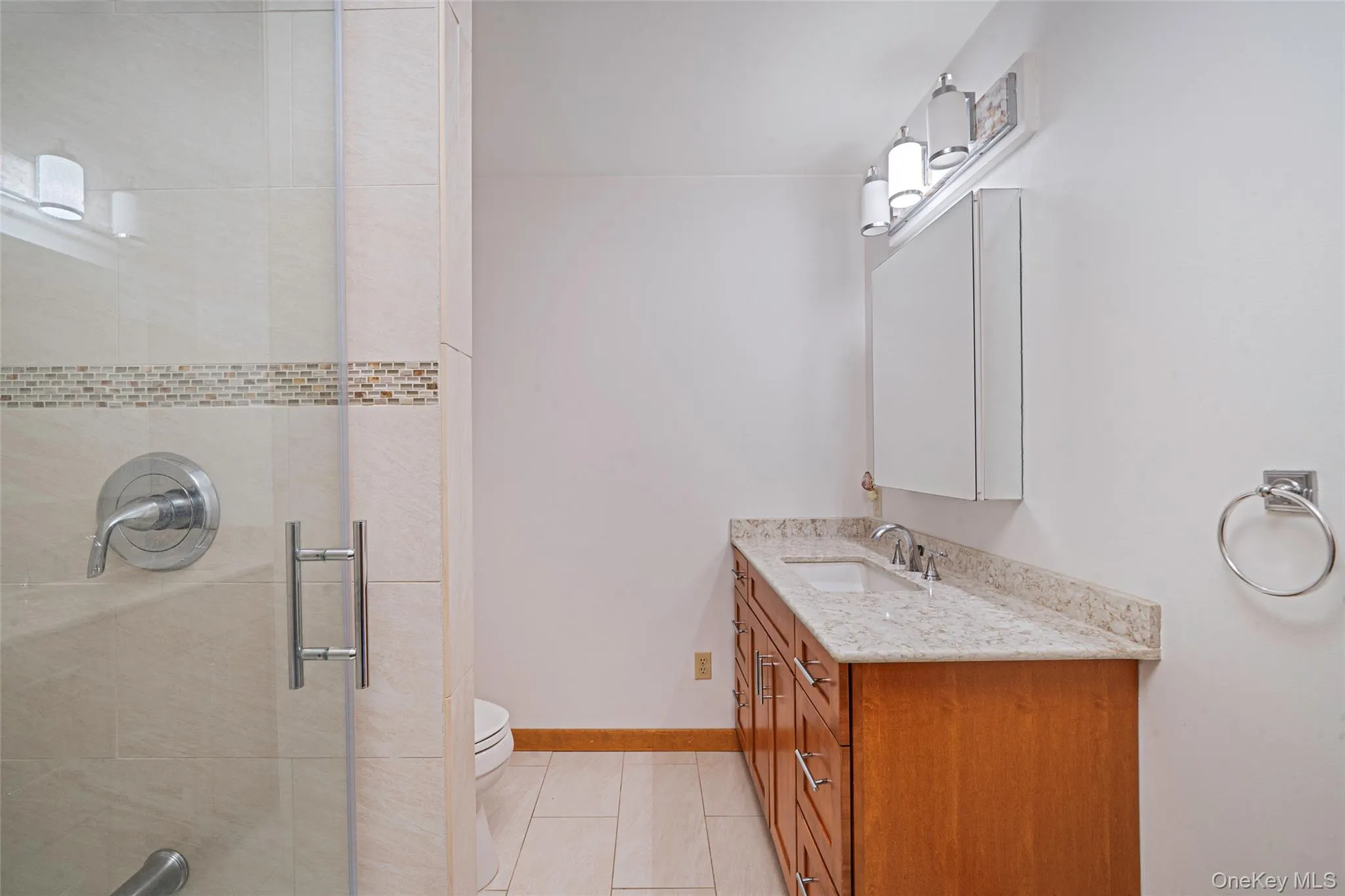 72 Jean Court, Riverhead, NY, 3 Bedrooms Bedrooms, 8 Rooms Rooms,2 BathroomsBathrooms,Residential,For Rent,Jean,0,1006816 72 Jean Court, Riverhead, NY, 3 Bedrooms Bedrooms, 8 Rooms Rooms,2 BathroomsBathrooms,Residential,For Rent,Jean,0,1006816