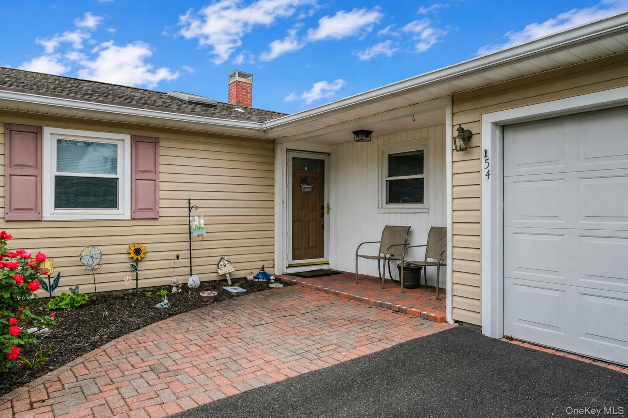 154 Spiral Road, Brookhaven, NY, 3 Bedrooms Bedrooms, 6 Rooms Rooms,1 BathroomBathrooms,Residential,For Rent,Spiral,0,1006821 154 Spiral Road, Brookhaven, NY, 3 Bedrooms Bedrooms, 6 Rooms Rooms,1 BathroomBathrooms,Residential,For Rent,Spiral,0,1006821