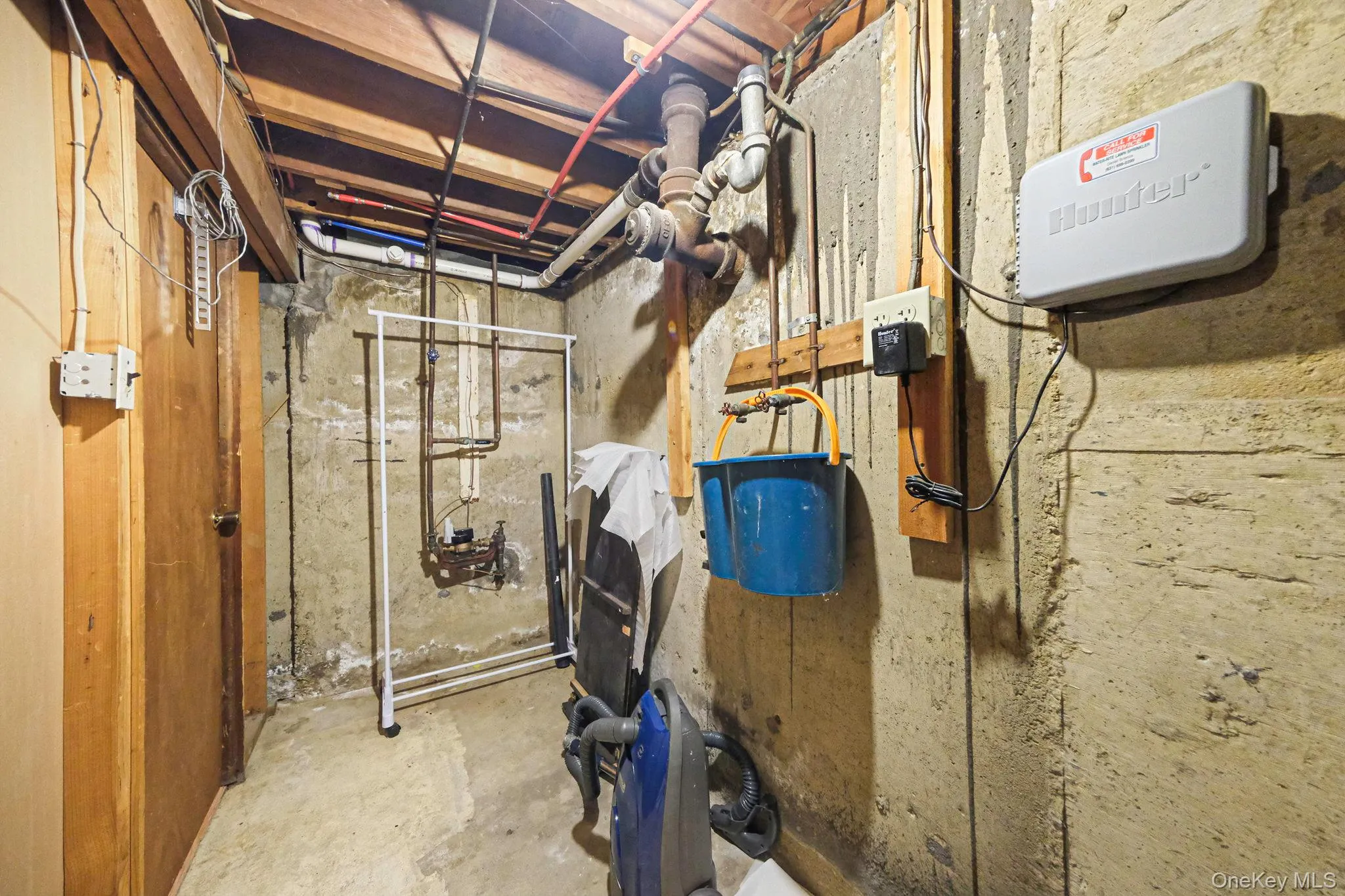 154 Spiral Road, Brookhaven, NY, 3 Bedrooms Bedrooms, 6 Rooms Rooms,1 BathroomBathrooms,Residential,For Rent,Spiral,0,1006821 154 Spiral Road, Brookhaven, NY, 3 Bedrooms Bedrooms, 6 Rooms Rooms,1 BathroomBathrooms,Residential,For Rent,Spiral,0,1006821