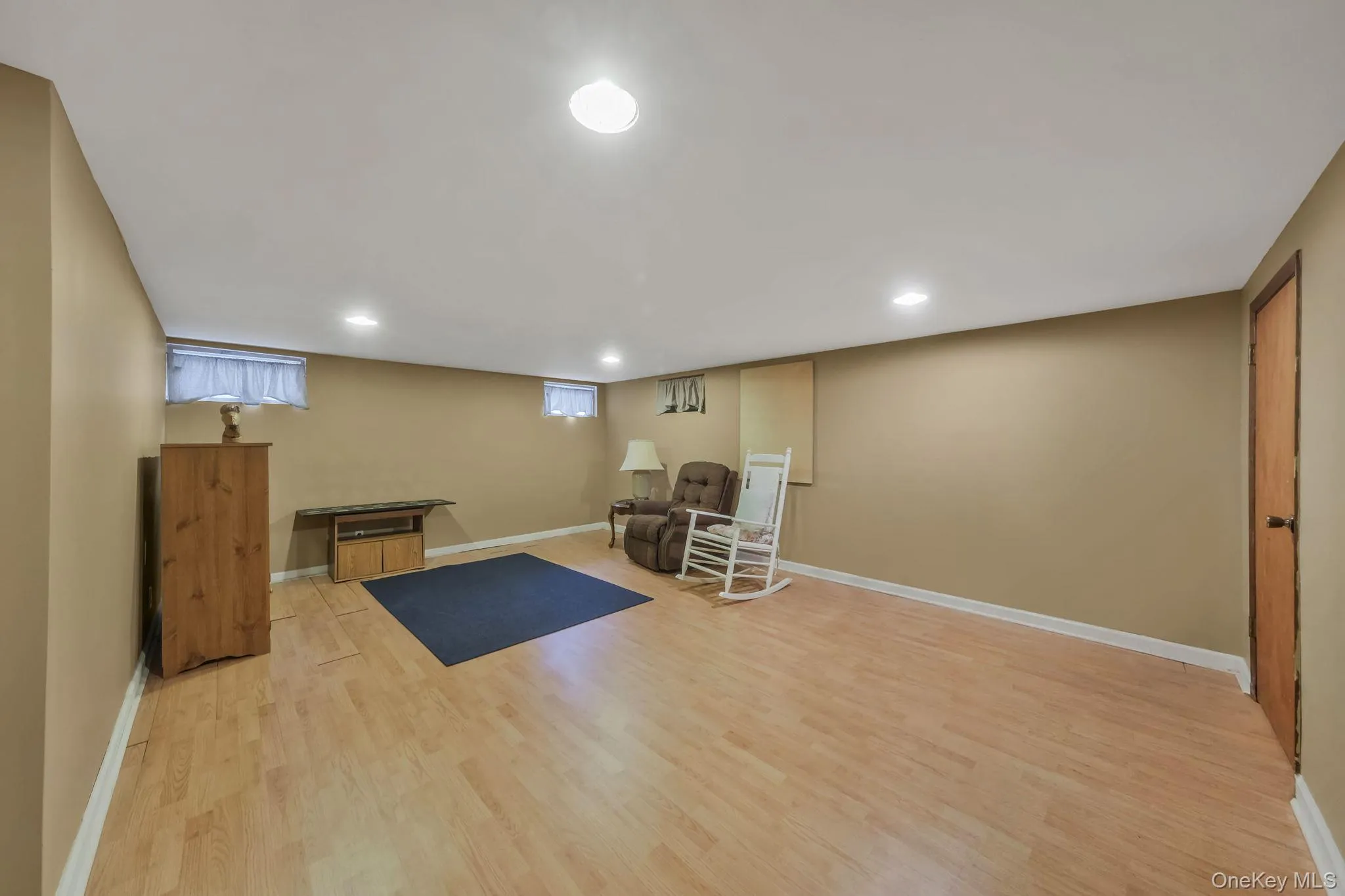 154 Spiral Road, Brookhaven, NY, 3 Bedrooms Bedrooms, 6 Rooms Rooms,1 BathroomBathrooms,Residential,For Rent,Spiral,0,1006821 154 Spiral Road, Brookhaven, NY, 3 Bedrooms Bedrooms, 6 Rooms Rooms,1 BathroomBathrooms,Residential,For Rent,Spiral,0,1006821
