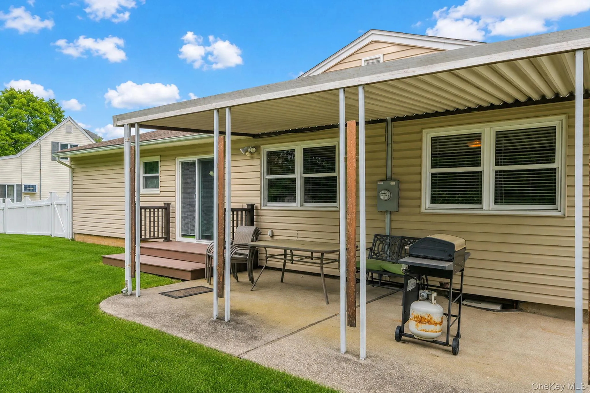 154 Spiral Road, Brookhaven, NY, 3 Bedrooms Bedrooms, 6 Rooms Rooms,1 BathroomBathrooms,Residential,For Rent,Spiral,0,1006821 154 Spiral Road, Brookhaven, NY, 3 Bedrooms Bedrooms, 6 Rooms Rooms,1 BathroomBathrooms,Residential,For Rent,Spiral,0,1006821