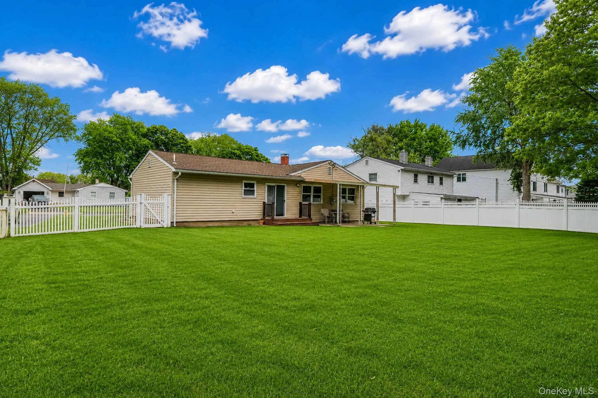 154 Spiral Road, Brookhaven, NY, 3 Bedrooms Bedrooms, 6 Rooms Rooms,1 BathroomBathrooms,Residential,For Rent,Spiral,0,1006821 154 Spiral Road, Brookhaven, NY, 3 Bedrooms Bedrooms, 6 Rooms Rooms,1 BathroomBathrooms,Residential,For Rent,Spiral,0,1006821