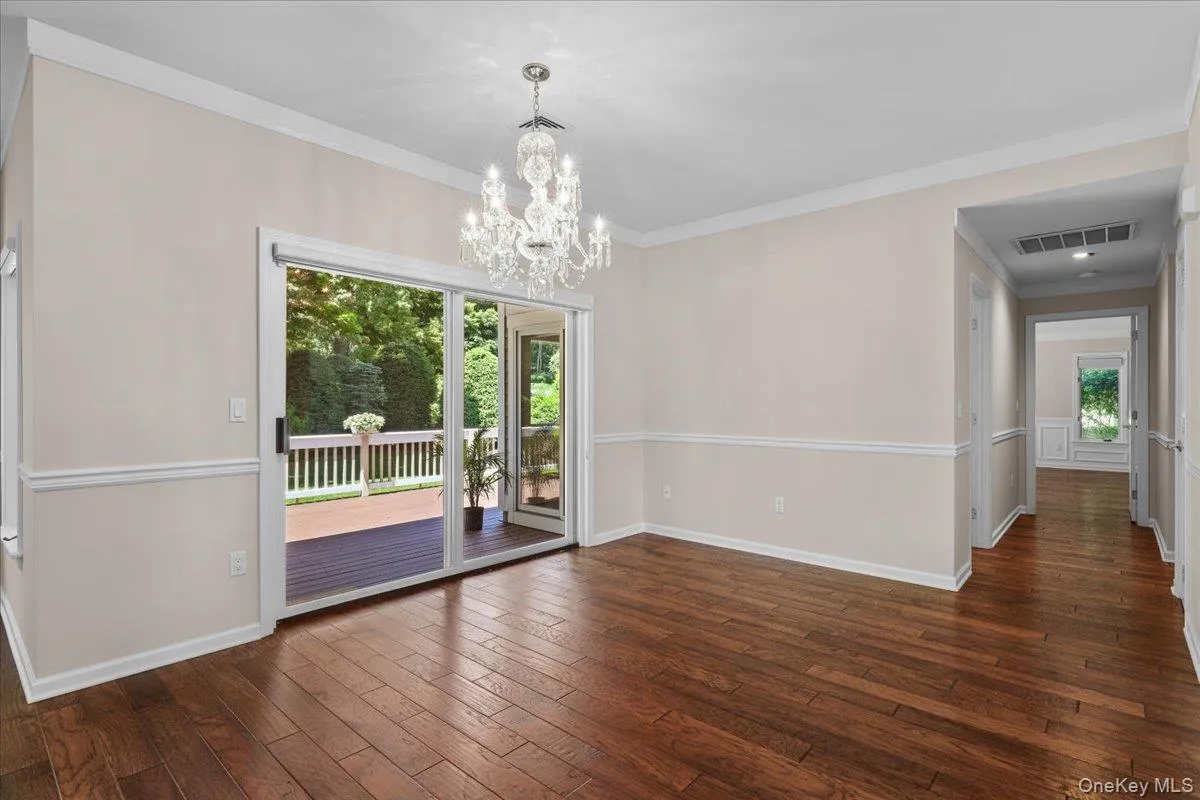Dining Room w/Sliders to Deck Dining Room w/Sliders to Deck
