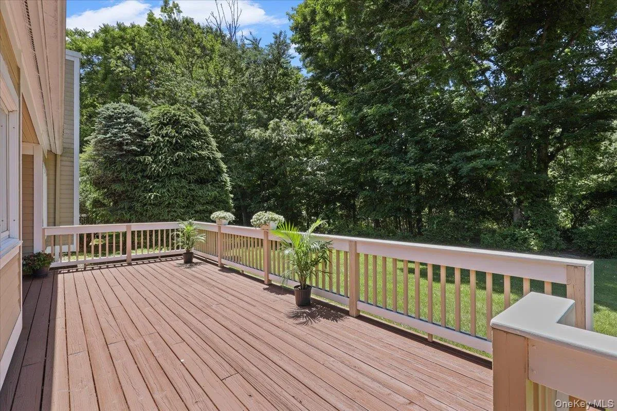 Deck Deck