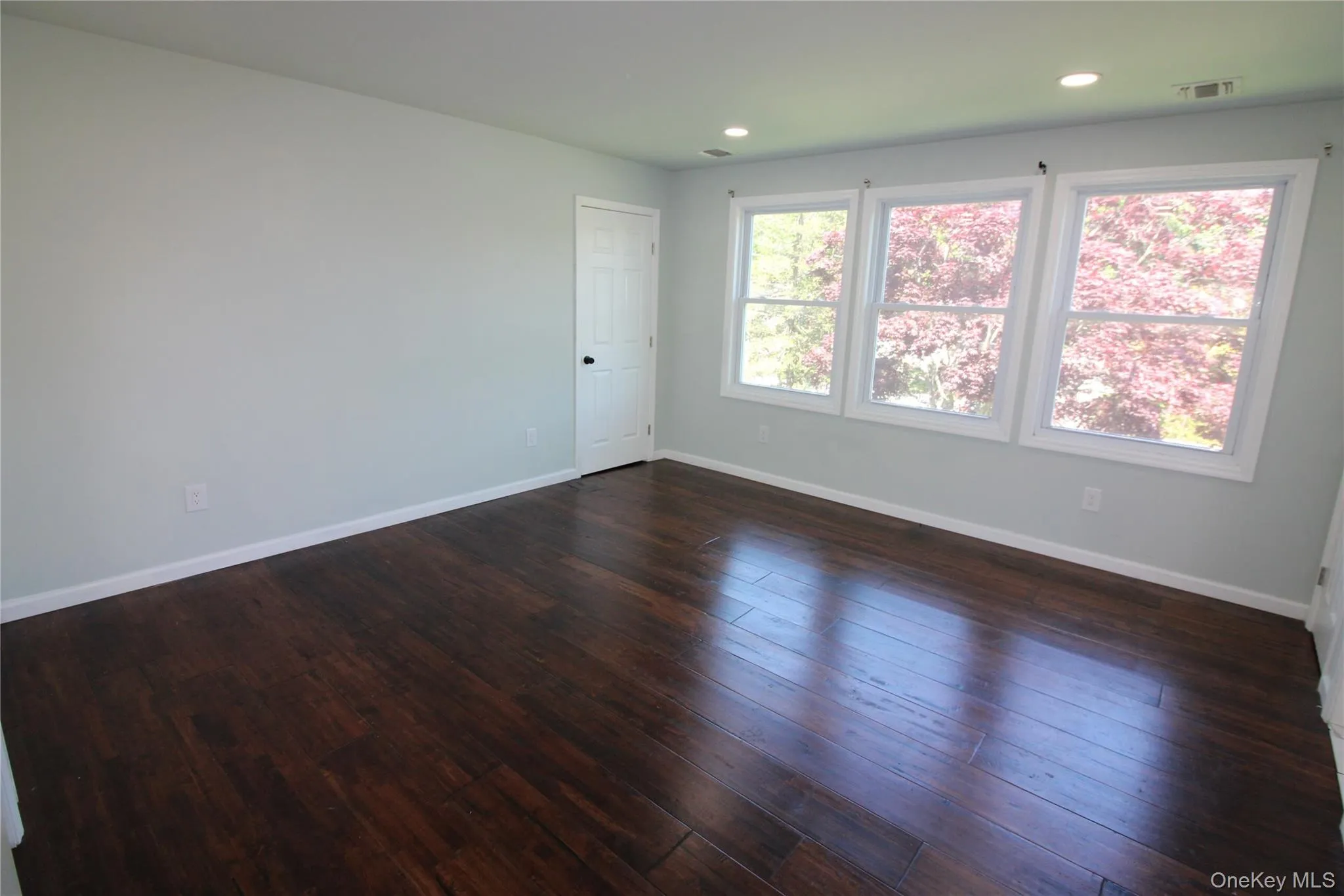 206 Huntington Drive, Brookhaven, NY, 4 Bedrooms Bedrooms, 9 Rooms Rooms,3 BathroomsBathrooms,Residential,For Rent,Huntington,0,1006827 206 Huntington Drive, Brookhaven, NY, 4 Bedrooms Bedrooms, 9 Rooms Rooms,3 BathroomsBathrooms,Residential,For Rent,Huntington,0,1006827
