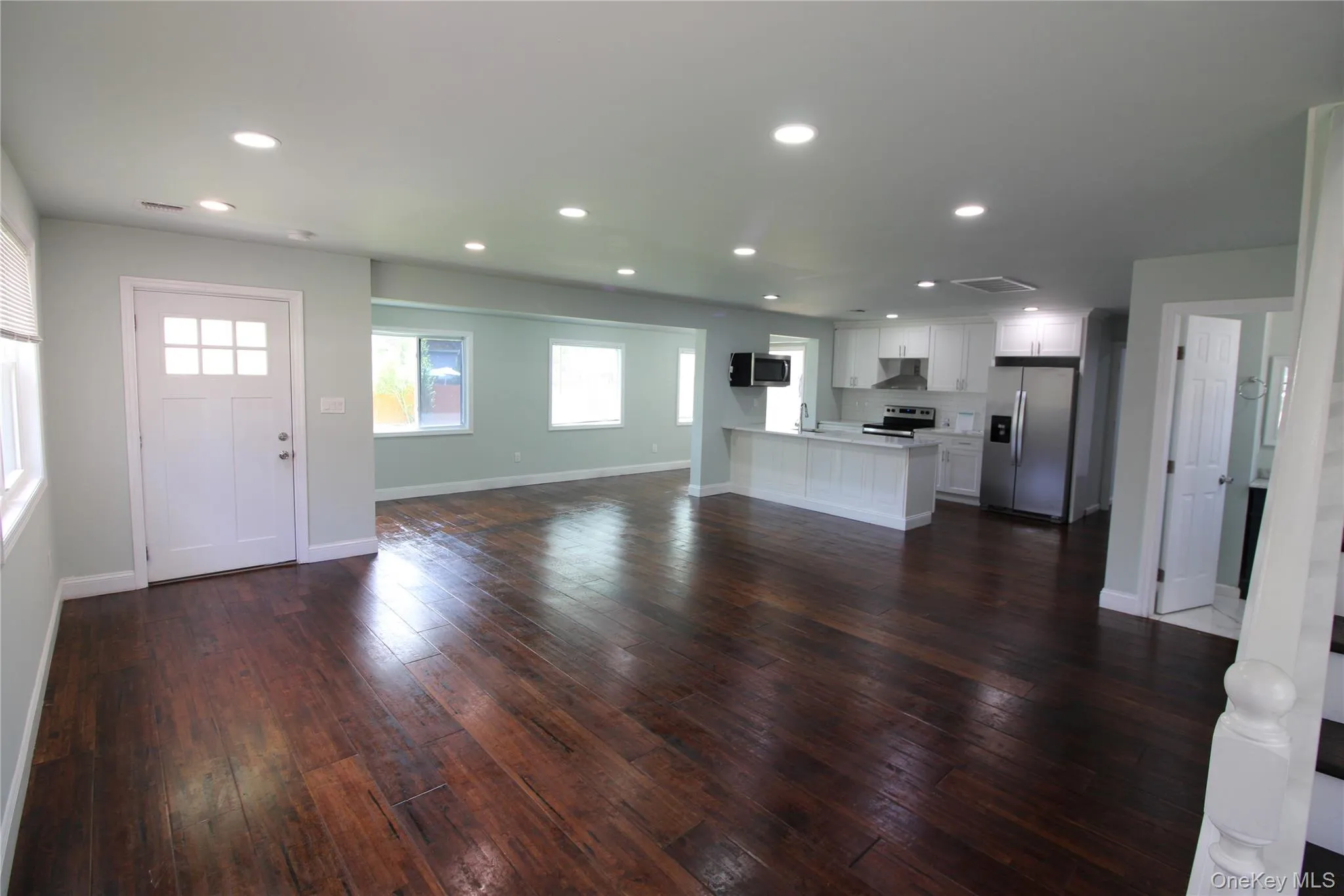 206 Huntington Drive, Brookhaven, NY, 4 Bedrooms Bedrooms, 9 Rooms Rooms,3 BathroomsBathrooms,Residential,For Rent,Huntington,0,1006827 206 Huntington Drive, Brookhaven, NY, 4 Bedrooms Bedrooms, 9 Rooms Rooms,3 BathroomsBathrooms,Residential,For Rent,Huntington,0,1006827
