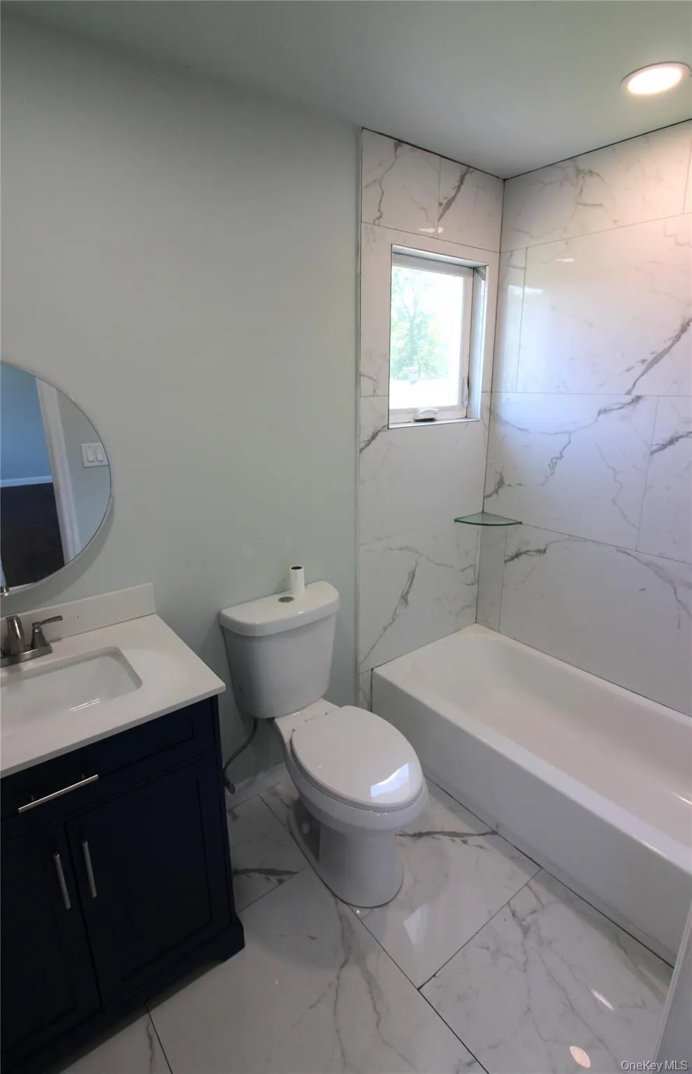 Master bathroom Master bathroom
