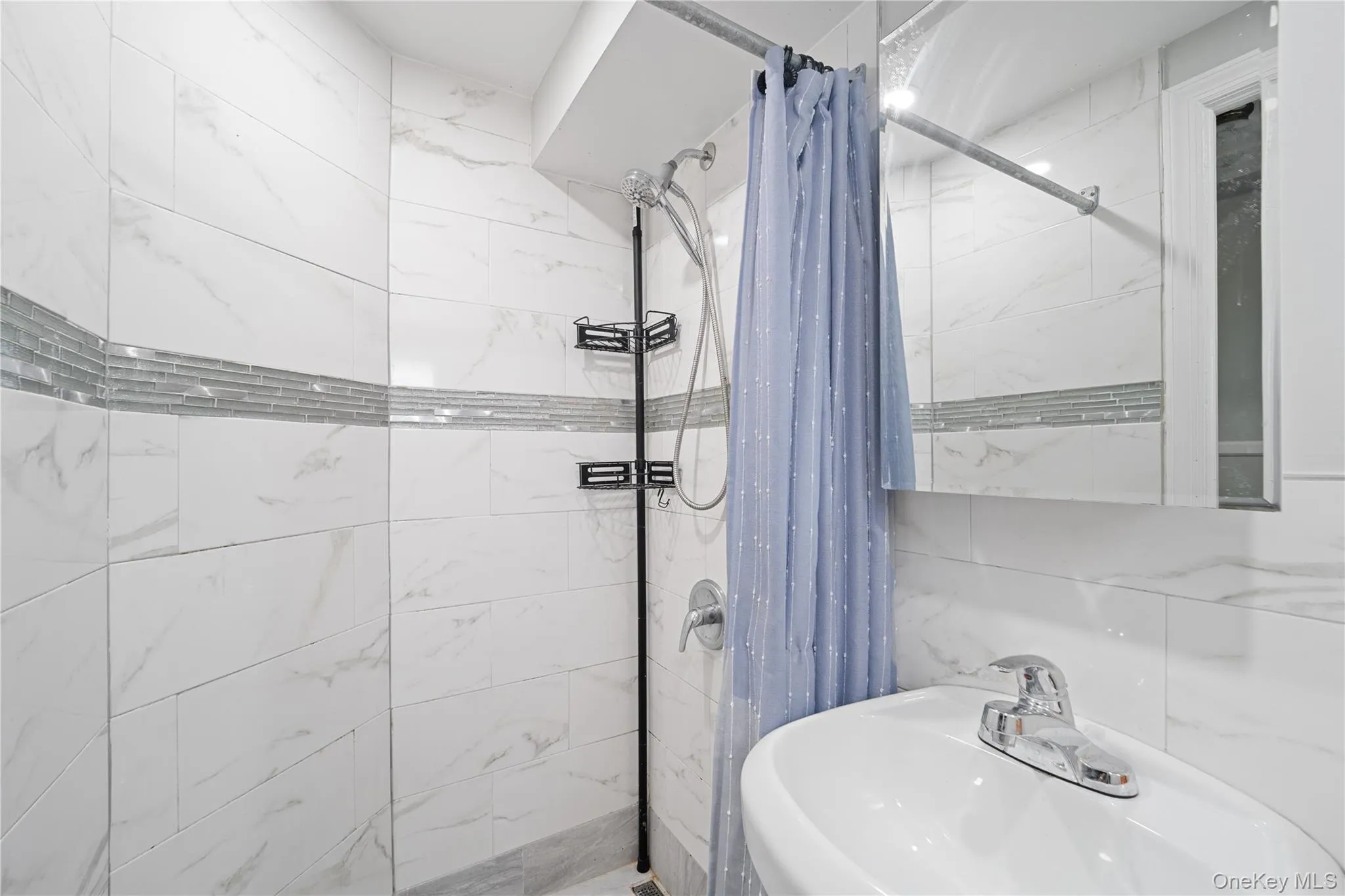2548 Woodhull Avenue, New York, NY, 4 Bedrooms Bedrooms, 6 Rooms Rooms,2 BathroomsBathrooms,Residential,For Rent,Woodhull,0,1006831 2548 Woodhull Avenue, New York, NY, 4 Bedrooms Bedrooms, 6 Rooms Rooms,2 BathroomsBathrooms,Residential,For Rent,Woodhull,0,1006831