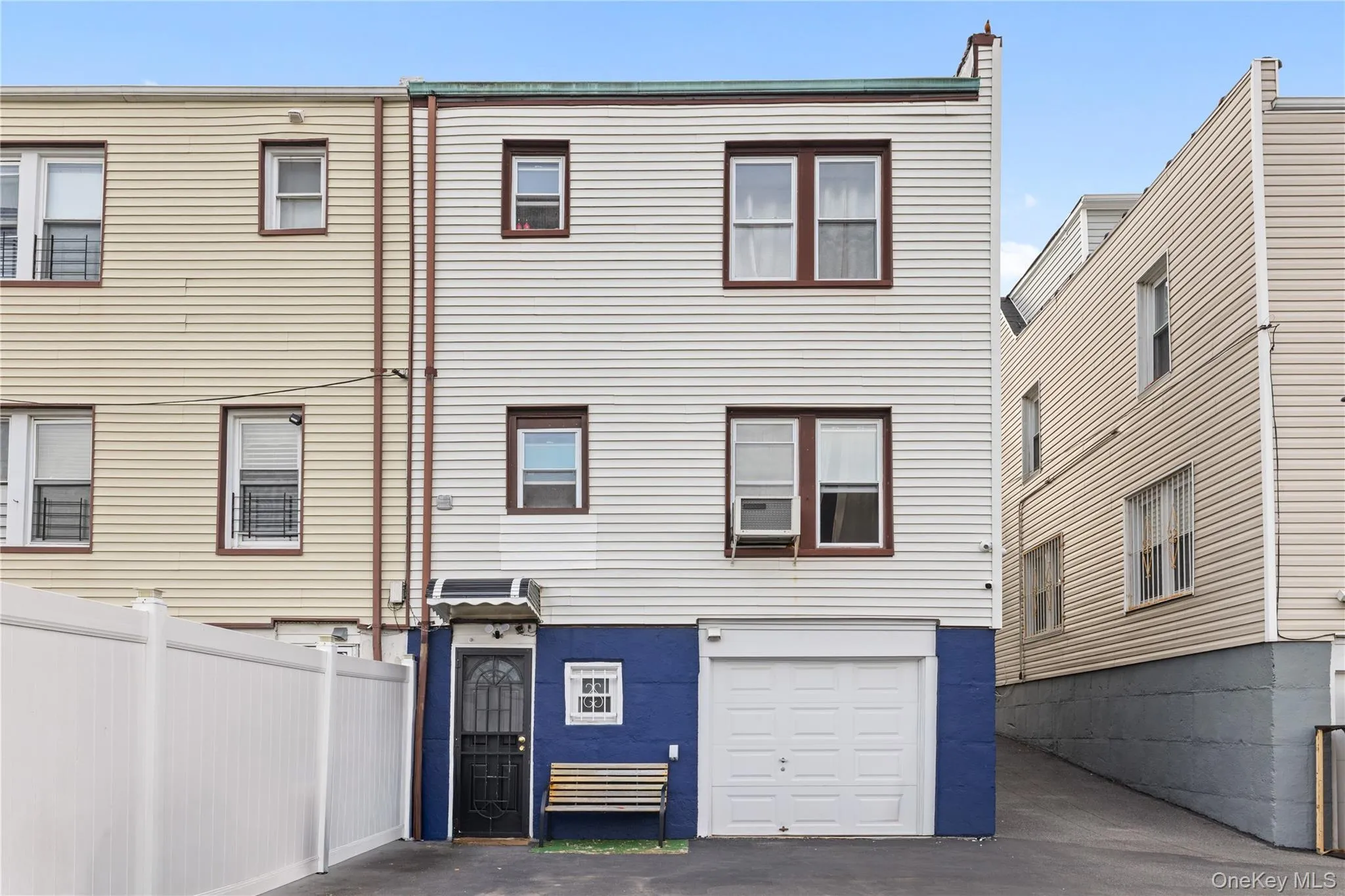 2548 Woodhull Avenue, New York, NY, 4 Bedrooms Bedrooms, 6 Rooms Rooms,2 BathroomsBathrooms,Residential,For Rent,Woodhull,0,1006831 2548 Woodhull Avenue, New York, NY, 4 Bedrooms Bedrooms, 6 Rooms Rooms,2 BathroomsBathrooms,Residential,For Rent,Woodhull,0,1006831
