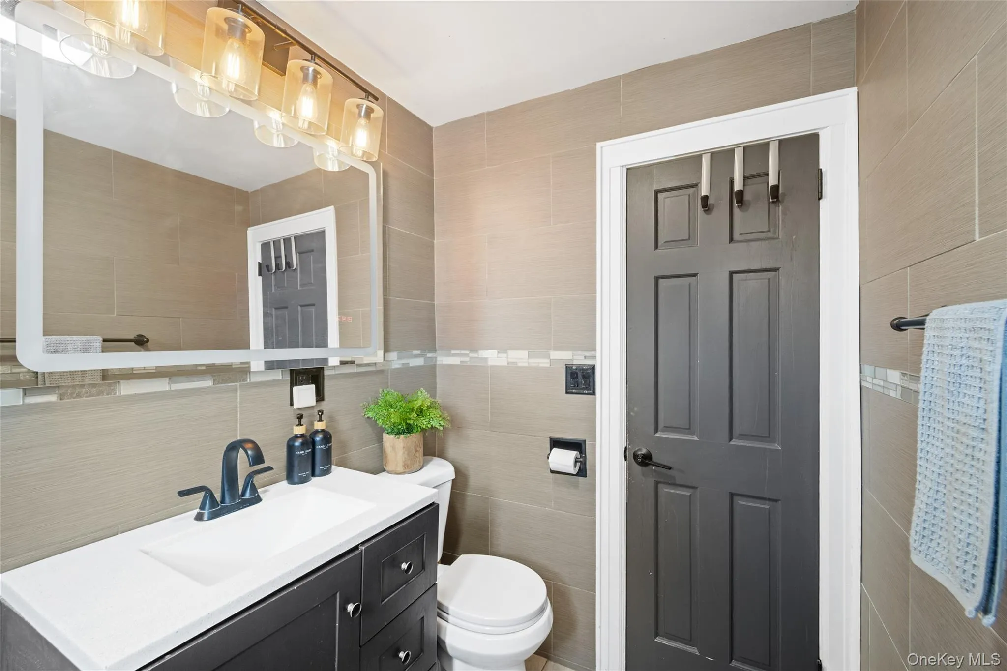 2548 Woodhull Avenue, New York, NY, 4 Bedrooms Bedrooms, 6 Rooms Rooms,2 BathroomsBathrooms,Residential,For Rent,Woodhull,0,1006831 2548 Woodhull Avenue, New York, NY, 4 Bedrooms Bedrooms, 6 Rooms Rooms,2 BathroomsBathrooms,Residential,For Rent,Woodhull,0,1006831
