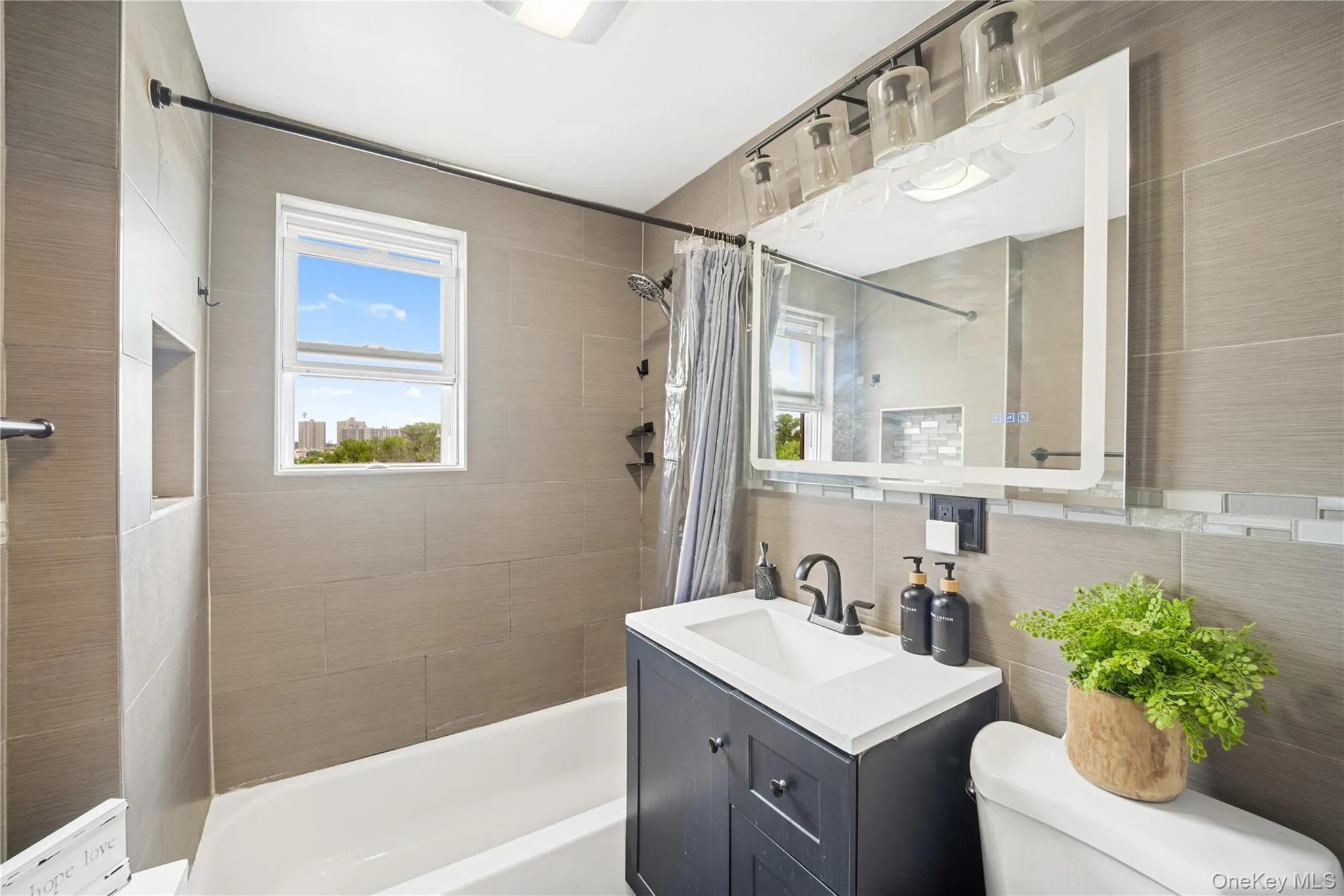 2548 Woodhull Avenue, New York, NY, 4 Bedrooms Bedrooms, 6 Rooms Rooms,2 BathroomsBathrooms,Residential,For Rent,Woodhull,0,1006831 2548 Woodhull Avenue, New York, NY, 4 Bedrooms Bedrooms, 6 Rooms Rooms,2 BathroomsBathrooms,Residential,For Rent,Woodhull,0,1006831