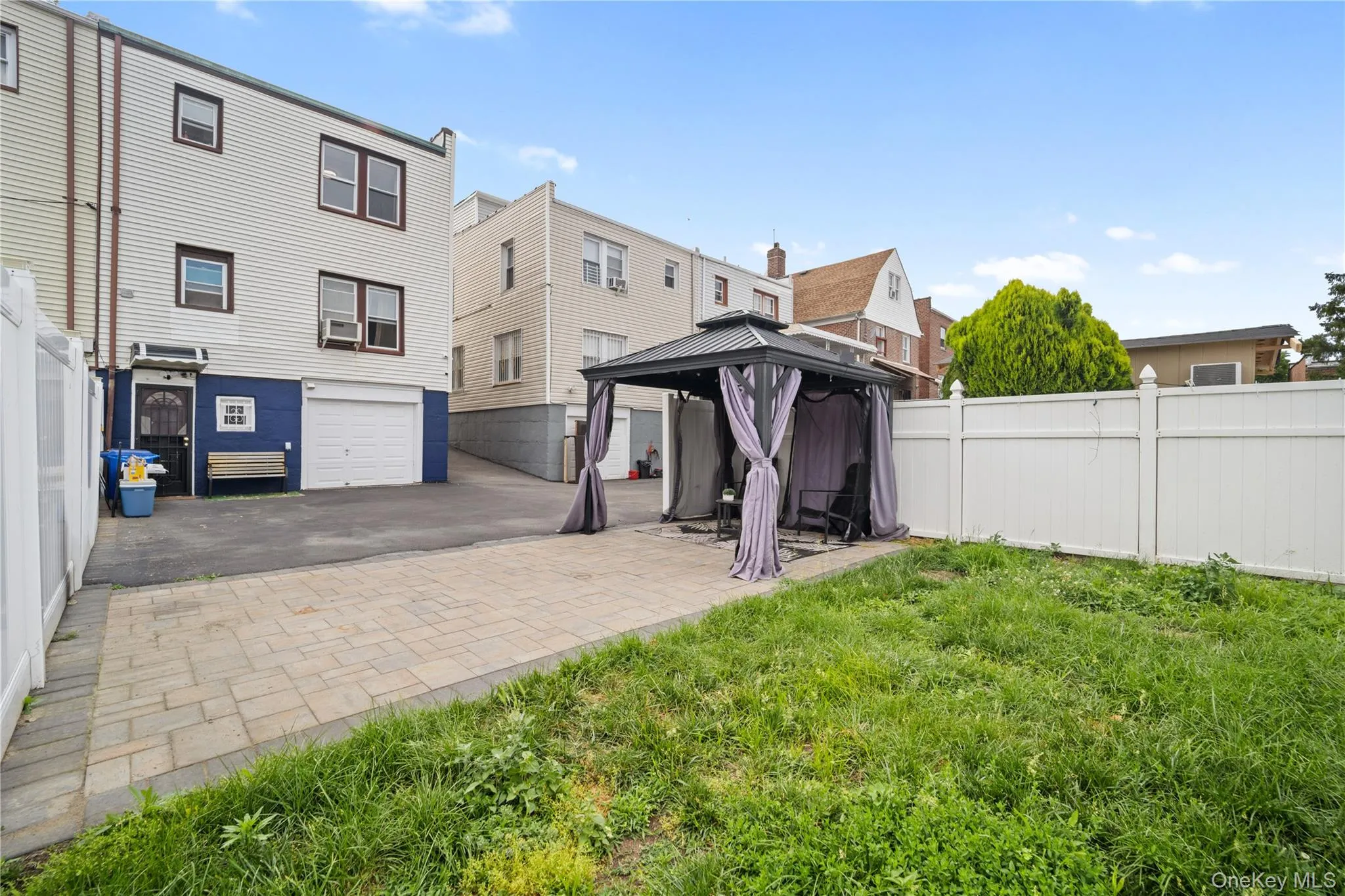 2548 Woodhull Avenue, New York, NY, 4 Bedrooms Bedrooms, 6 Rooms Rooms,2 BathroomsBathrooms,Residential,For Rent,Woodhull,0,1006831 2548 Woodhull Avenue, New York, NY, 4 Bedrooms Bedrooms, 6 Rooms Rooms,2 BathroomsBathrooms,Residential,For Rent,Woodhull,0,1006831