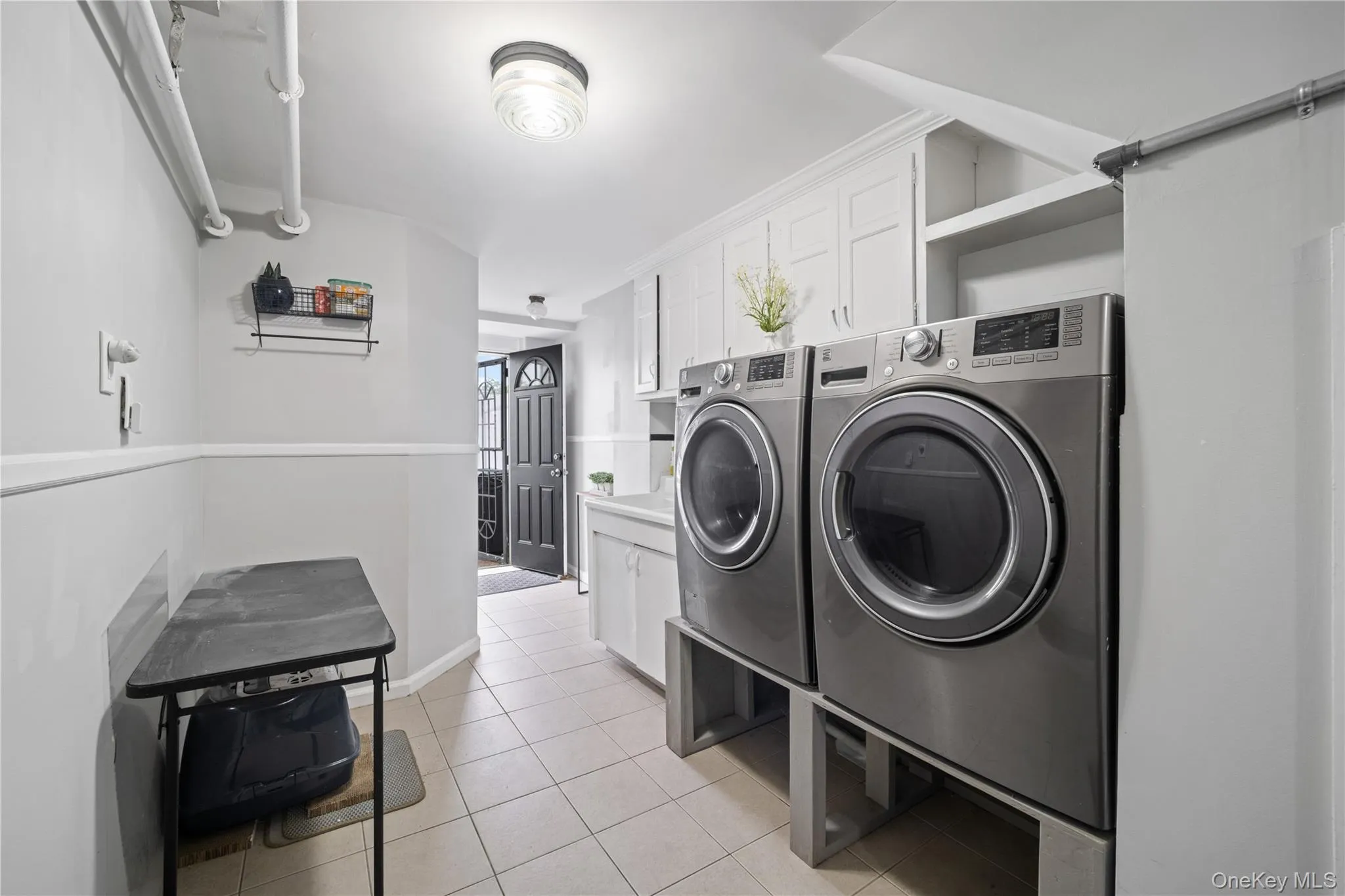2548 Woodhull Avenue, New York, NY, 4 Bedrooms Bedrooms, 6 Rooms Rooms,2 BathroomsBathrooms,Residential,For Rent,Woodhull,0,1006831 2548 Woodhull Avenue, New York, NY, 4 Bedrooms Bedrooms, 6 Rooms Rooms,2 BathroomsBathrooms,Residential,For Rent,Woodhull,0,1006831