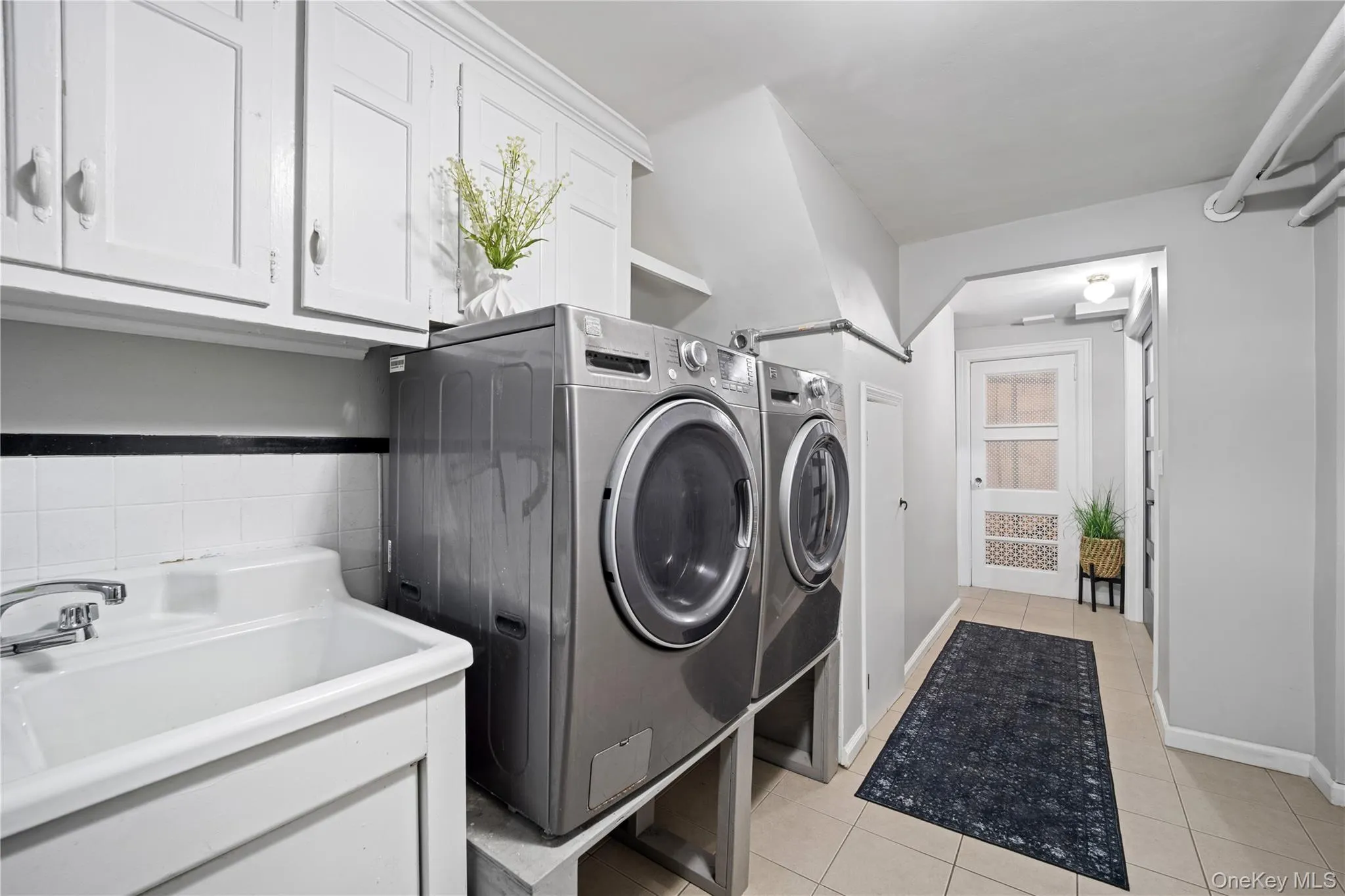 2548 Woodhull Avenue, New York, NY, 4 Bedrooms Bedrooms, 6 Rooms Rooms,2 BathroomsBathrooms,Residential,For Rent,Woodhull,0,1006831 2548 Woodhull Avenue, New York, NY, 4 Bedrooms Bedrooms, 6 Rooms Rooms,2 BathroomsBathrooms,Residential,For Rent,Woodhull,0,1006831