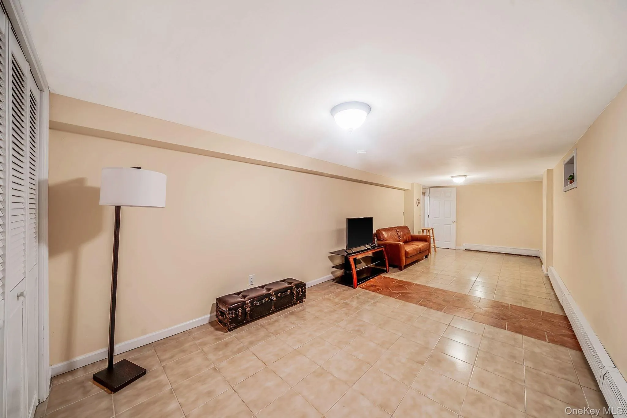 28 Royal Oak Drive, Huntington, NY, 4 Bedrooms Bedrooms, 9 Rooms Rooms,3 BathroomsBathrooms,Residential,For Rent,Royal Oak,0,1006832 28 Royal Oak Drive, Huntington, NY, 4 Bedrooms Bedrooms, 9 Rooms Rooms,3 BathroomsBathrooms,Residential,For Rent,Royal Oak,0,1006832