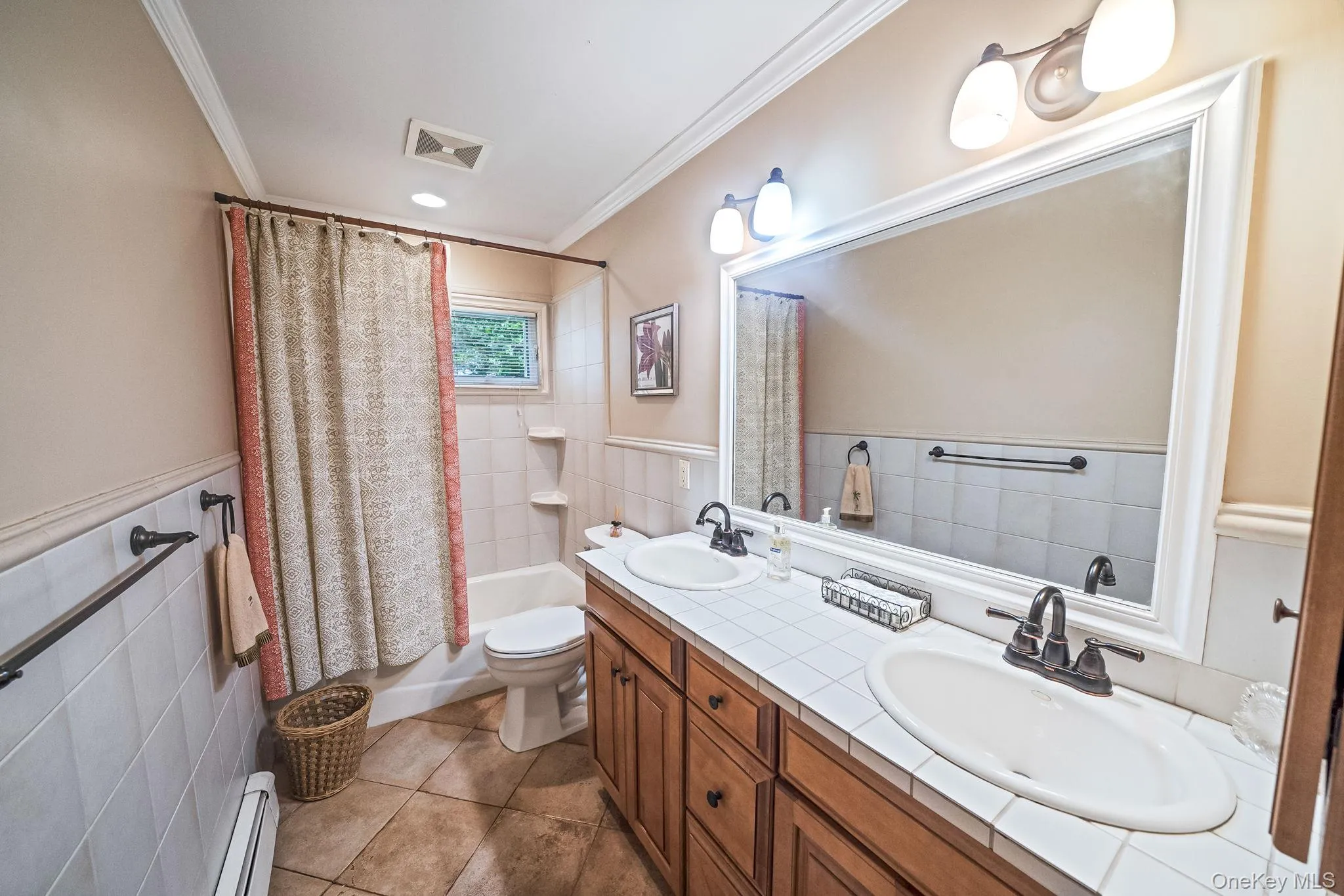 28 Royal Oak Drive, Huntington, NY, 4 Bedrooms Bedrooms, 9 Rooms Rooms,3 BathroomsBathrooms,Residential,For Rent,Royal Oak,0,1006832 28 Royal Oak Drive, Huntington, NY, 4 Bedrooms Bedrooms, 9 Rooms Rooms,3 BathroomsBathrooms,Residential,For Rent,Royal Oak,0,1006832