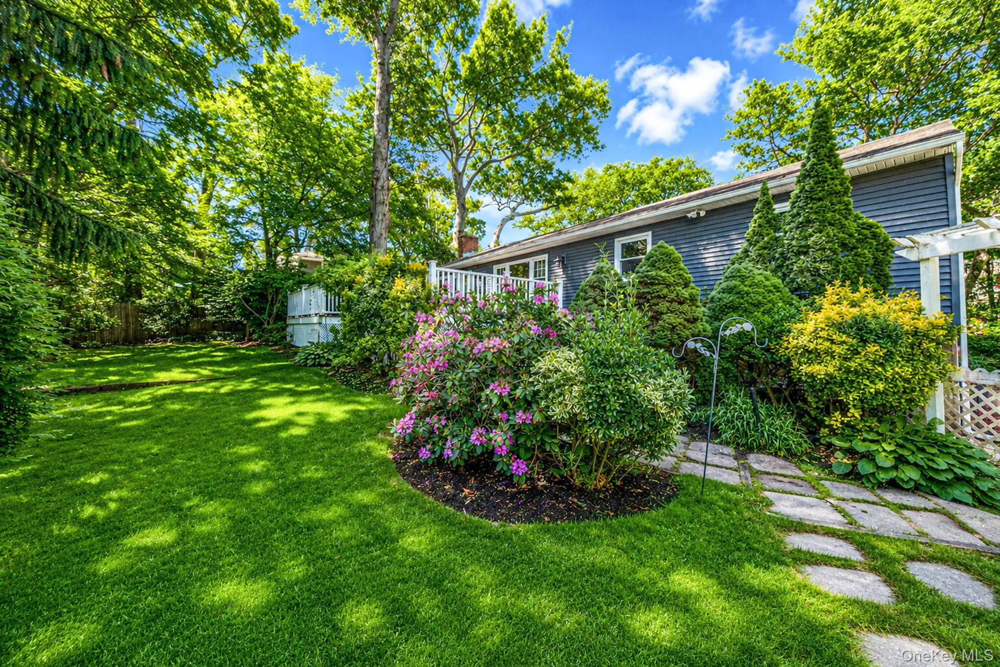 28 Royal Oak Drive, Huntington, NY, 4 Bedrooms Bedrooms, 9 Rooms Rooms,3 BathroomsBathrooms,Residential,For Rent,Royal Oak,0,1006832 28 Royal Oak Drive, Huntington, NY, 4 Bedrooms Bedrooms, 9 Rooms Rooms,3 BathroomsBathrooms,Residential,For Rent,Royal Oak,0,1006832