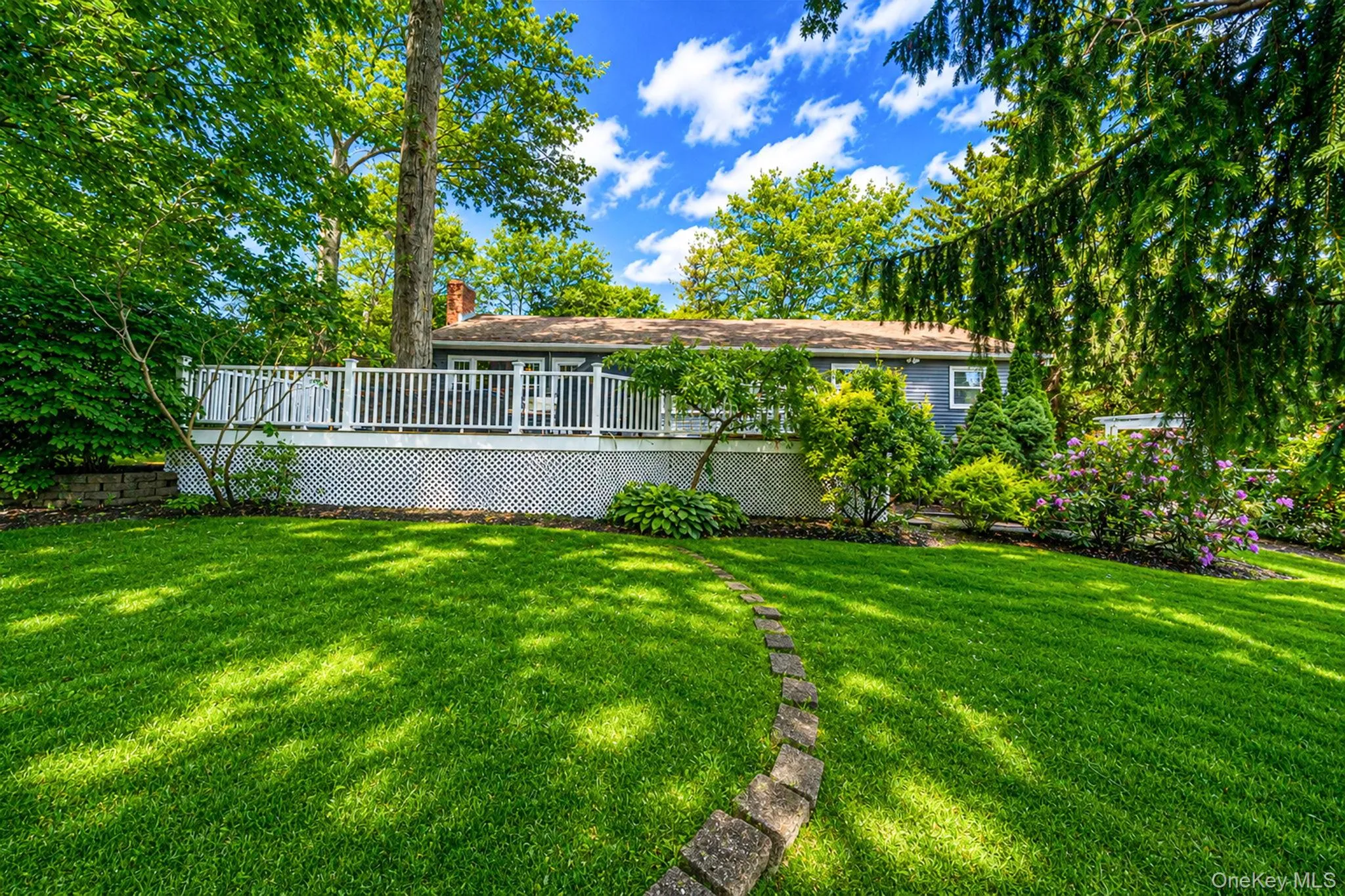 28 Royal Oak Drive, Huntington, NY, 4 Bedrooms Bedrooms, 9 Rooms Rooms,3 BathroomsBathrooms,Residential,For Rent,Royal Oak,0,1006832 28 Royal Oak Drive, Huntington, NY, 4 Bedrooms Bedrooms, 9 Rooms Rooms,3 BathroomsBathrooms,Residential,For Rent,Royal Oak,0,1006832