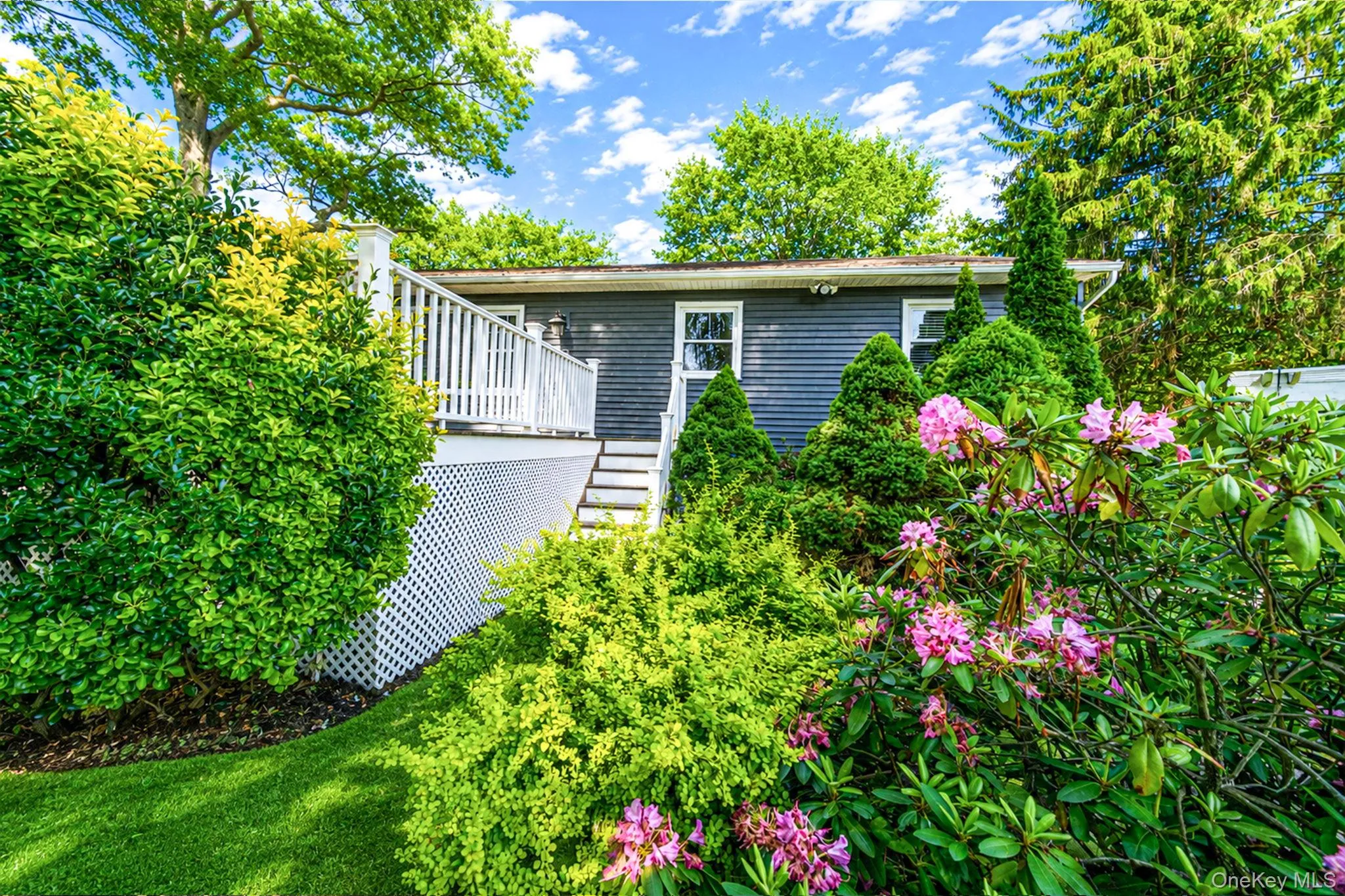 28 Royal Oak Drive, Huntington, NY, 4 Bedrooms Bedrooms, 9 Rooms Rooms,3 BathroomsBathrooms,Residential,For Rent,Royal Oak,0,1006832 28 Royal Oak Drive, Huntington, NY, 4 Bedrooms Bedrooms, 9 Rooms Rooms,3 BathroomsBathrooms,Residential,For Rent,Royal Oak,0,1006832