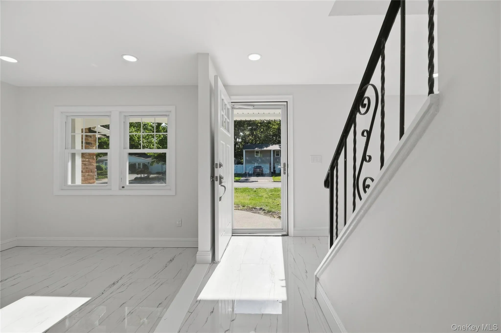 4 Summercress Lane, Brookhaven, NY, 5 Bedrooms Bedrooms, 12 Rooms Rooms,2 BathroomsBathrooms,Residential,For Rent,Summercress,0,1006834 4 Summercress Lane, Brookhaven, NY, 5 Bedrooms Bedrooms, 12 Rooms Rooms,2 BathroomsBathrooms,Residential,For Rent,Summercress,0,1006834
