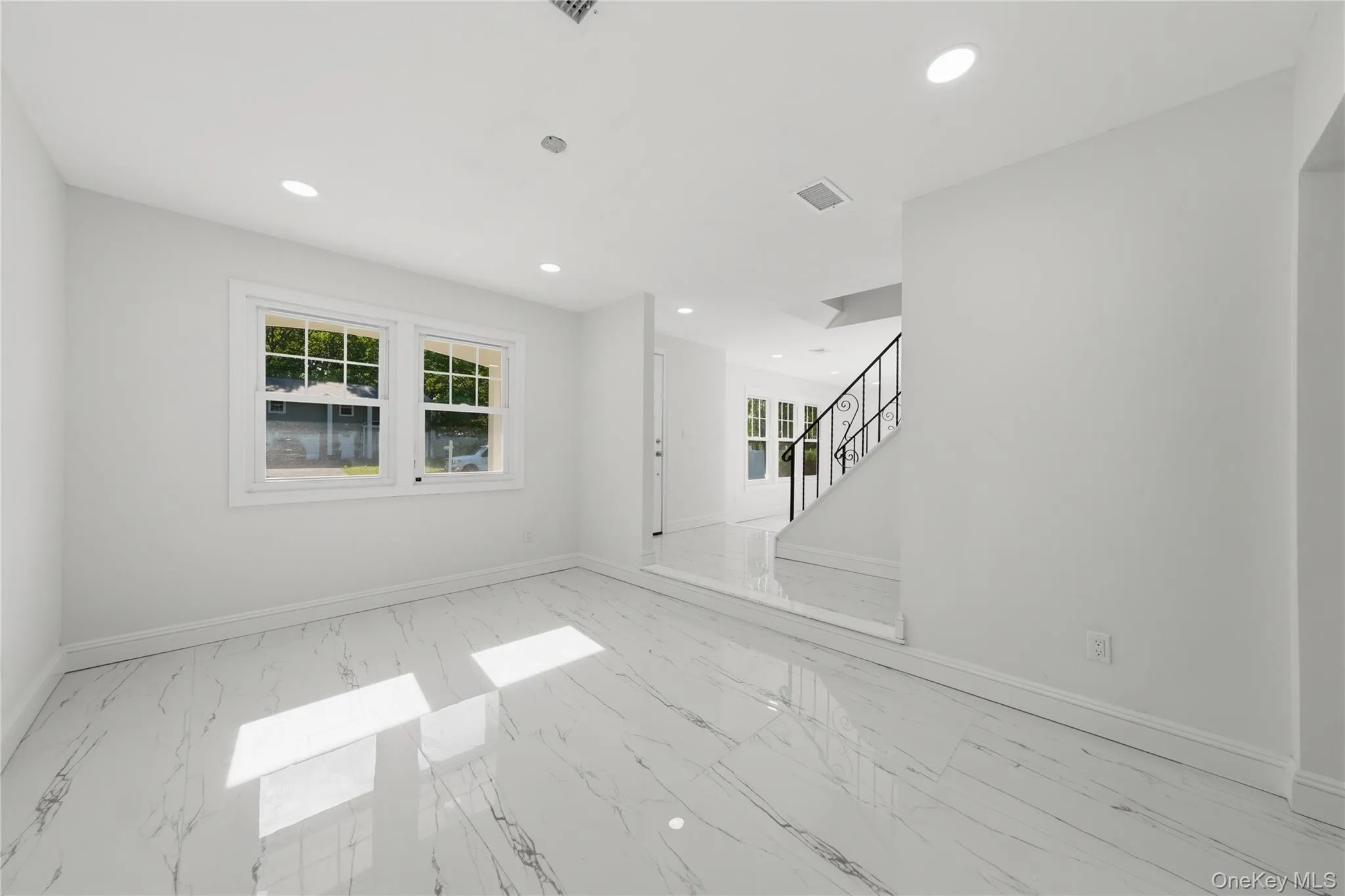 4 Summercress Lane, Brookhaven, NY, 5 Bedrooms Bedrooms, 12 Rooms Rooms,2 BathroomsBathrooms,Residential,For Rent,Summercress,0,1006834 4 Summercress Lane, Brookhaven, NY, 5 Bedrooms Bedrooms, 12 Rooms Rooms,2 BathroomsBathrooms,Residential,For Rent,Summercress,0,1006834