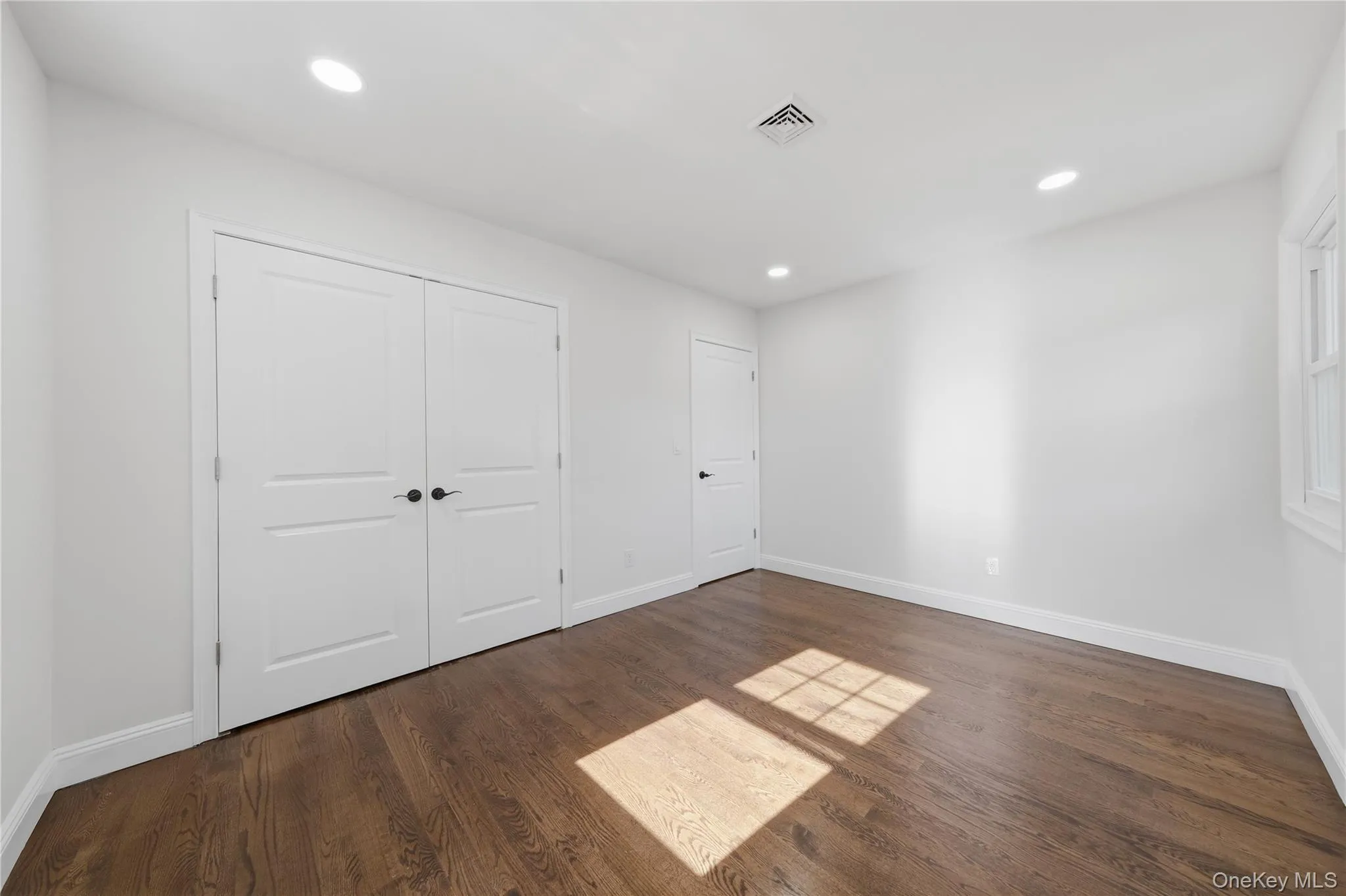 4 Summercress Lane, Brookhaven, NY, 5 Bedrooms Bedrooms, 12 Rooms Rooms,2 BathroomsBathrooms,Residential,For Rent,Summercress,0,1006834 4 Summercress Lane, Brookhaven, NY, 5 Bedrooms Bedrooms, 12 Rooms Rooms,2 BathroomsBathrooms,Residential,For Rent,Summercress,0,1006834