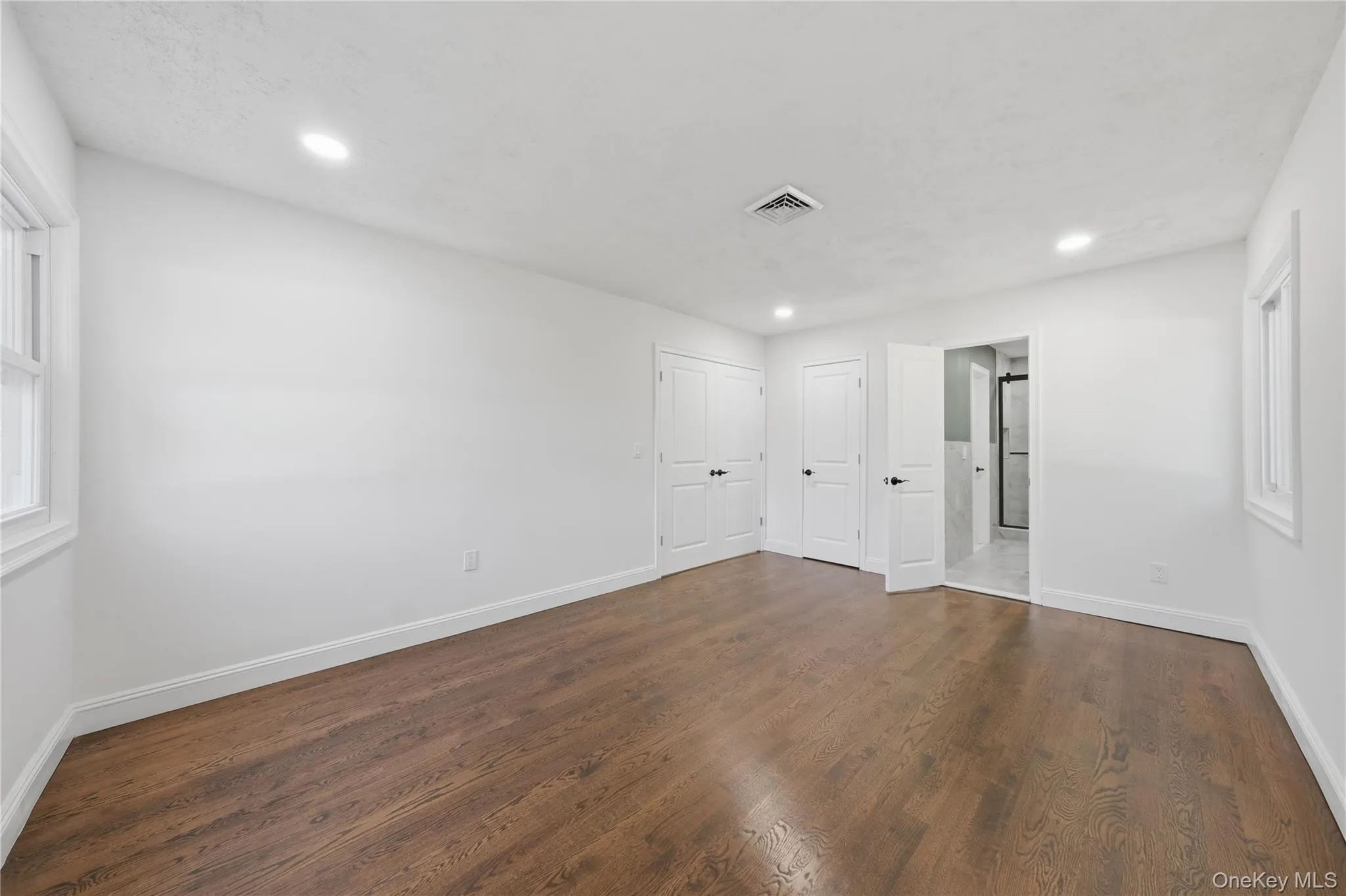 4 Summercress Lane, Brookhaven, NY, 5 Bedrooms Bedrooms, 12 Rooms Rooms,2 BathroomsBathrooms,Residential,For Rent,Summercress,0,1006834 4 Summercress Lane, Brookhaven, NY, 5 Bedrooms Bedrooms, 12 Rooms Rooms,2 BathroomsBathrooms,Residential,For Rent,Summercress,0,1006834
