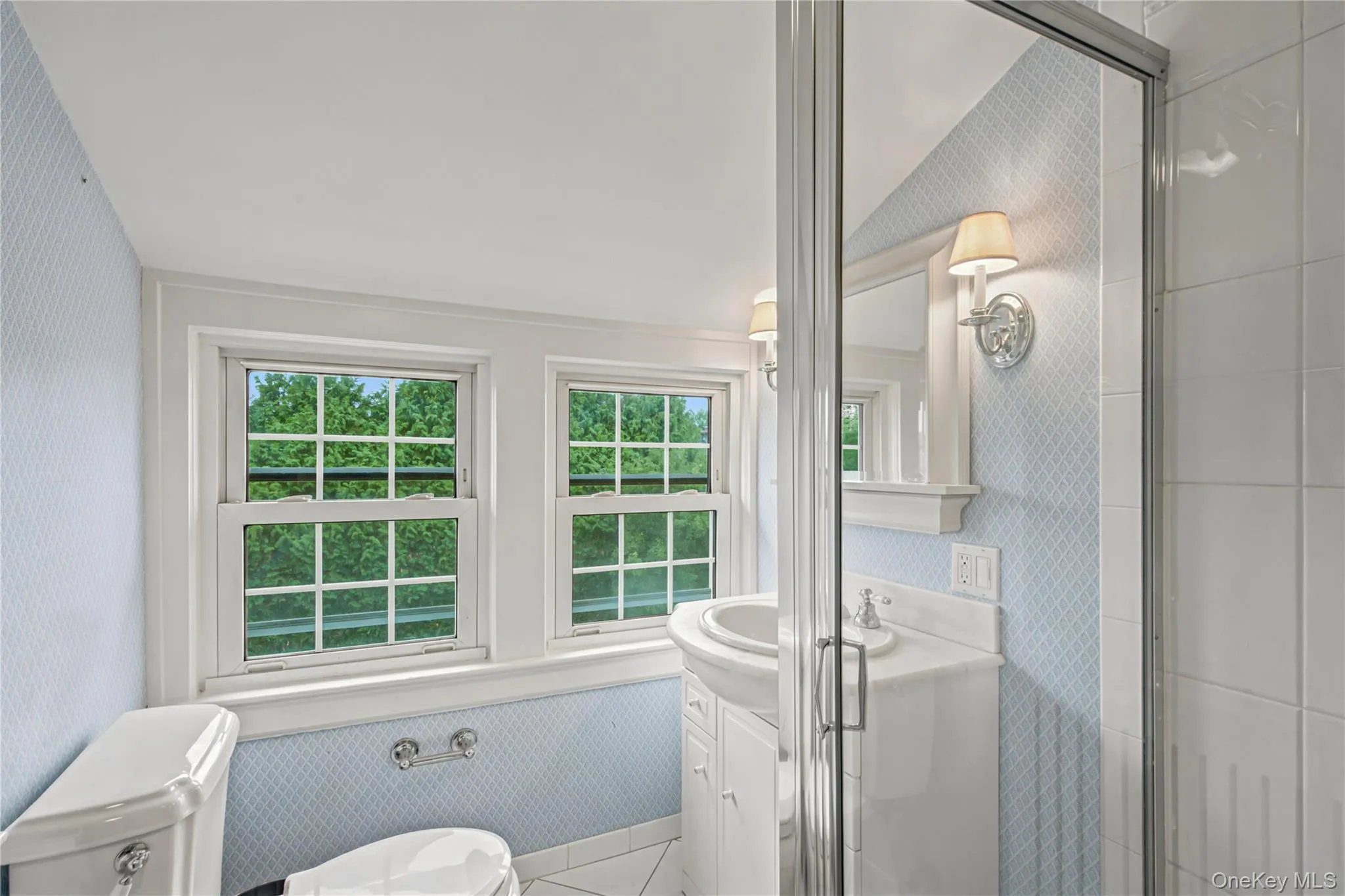 Third floor bathroom Third floor bathroom