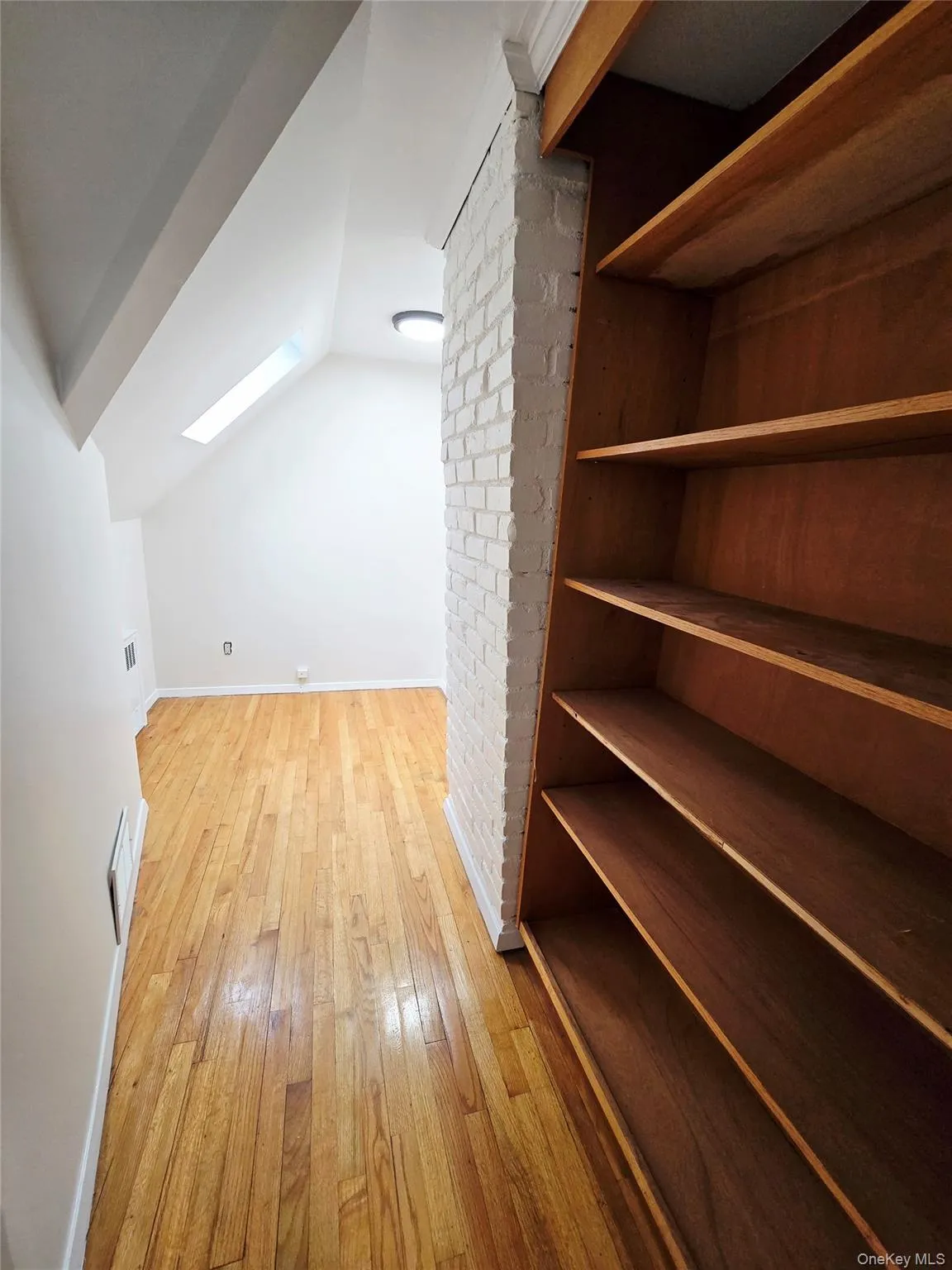 52 Mist Lane, Hempstead, NY, 4 Bedrooms Bedrooms, 8 Rooms Rooms,2 BathroomsBathrooms,Residential Lease,For Rent,Mist,0,1006838 52 Mist Lane, Hempstead, NY, 4 Bedrooms Bedrooms, 8 Rooms Rooms,2 BathroomsBathrooms,Residential Lease,For Rent,Mist,0,1006838