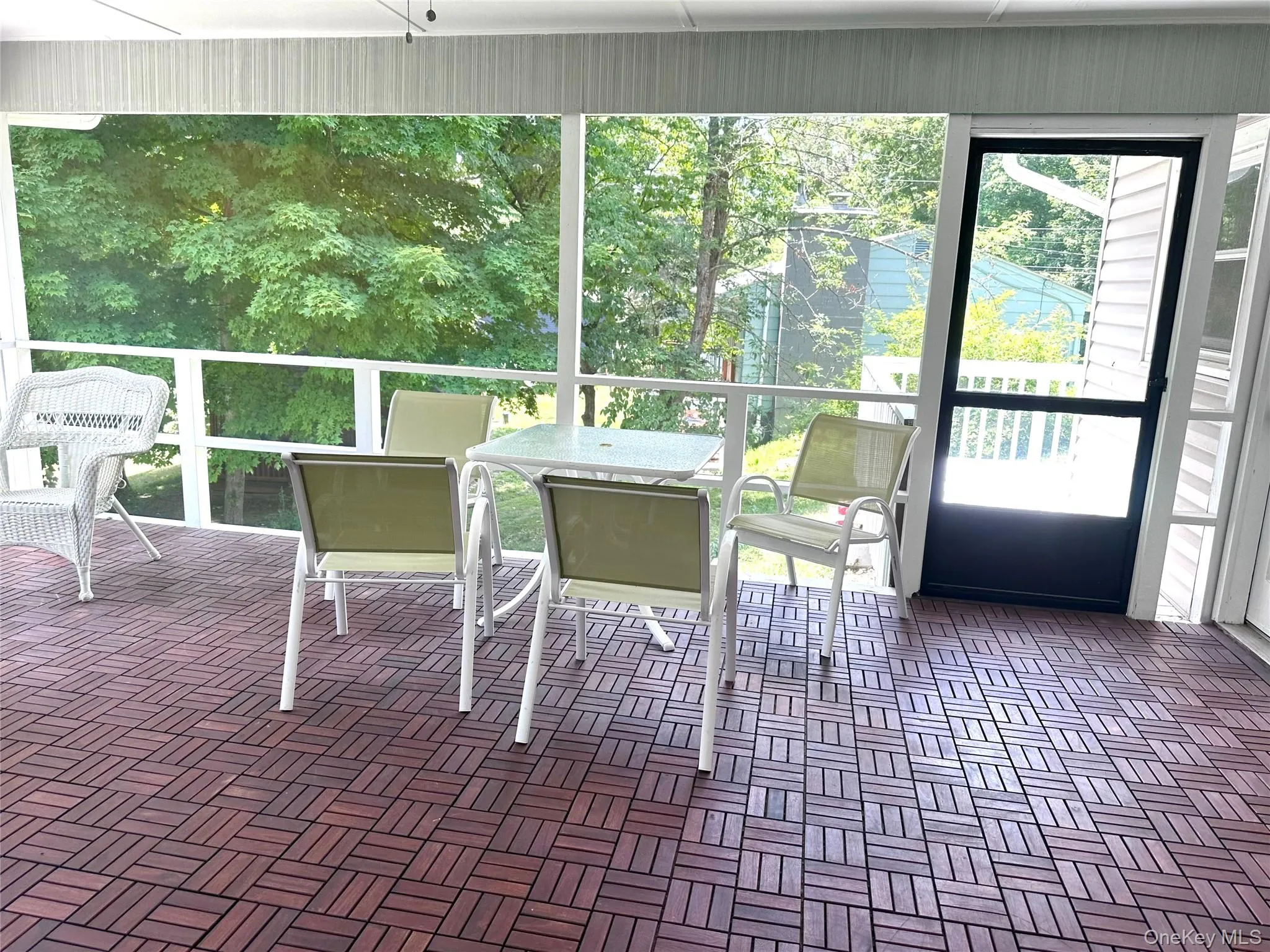 Perfect for family parties and gatherings! Perfect for family parties and gatherings!