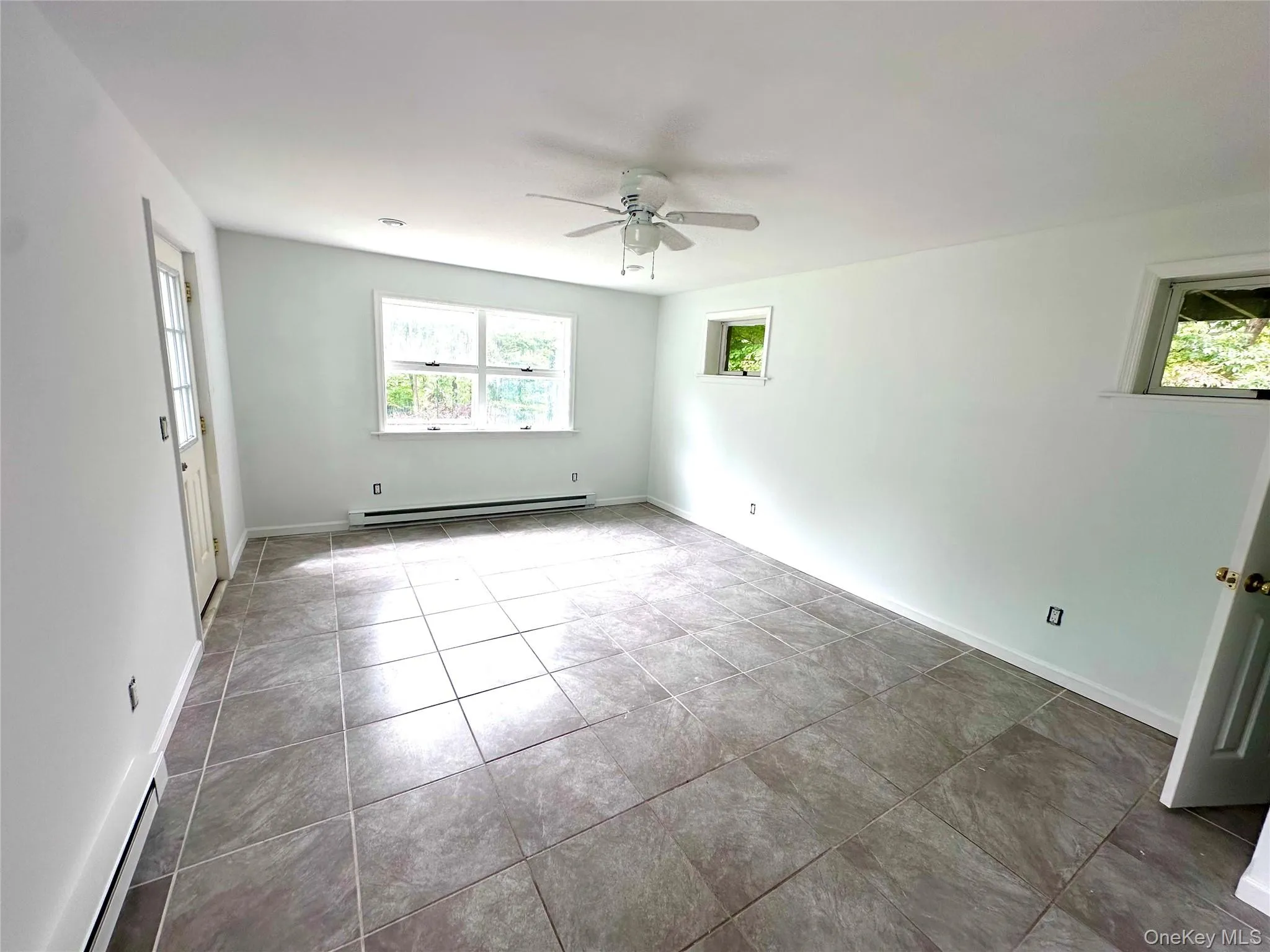 171 Roosevelt Road, Hyde Park, NY, 4 Bedrooms Bedrooms, 10 Rooms Rooms,2 BathroomsBathrooms,Residential Lease,For Rent,Roosevelt,0,1006839 171 Roosevelt Road, Hyde Park, NY, 4 Bedrooms Bedrooms, 10 Rooms Rooms,2 BathroomsBathrooms,Residential Lease,For Rent,Roosevelt,0,1006839