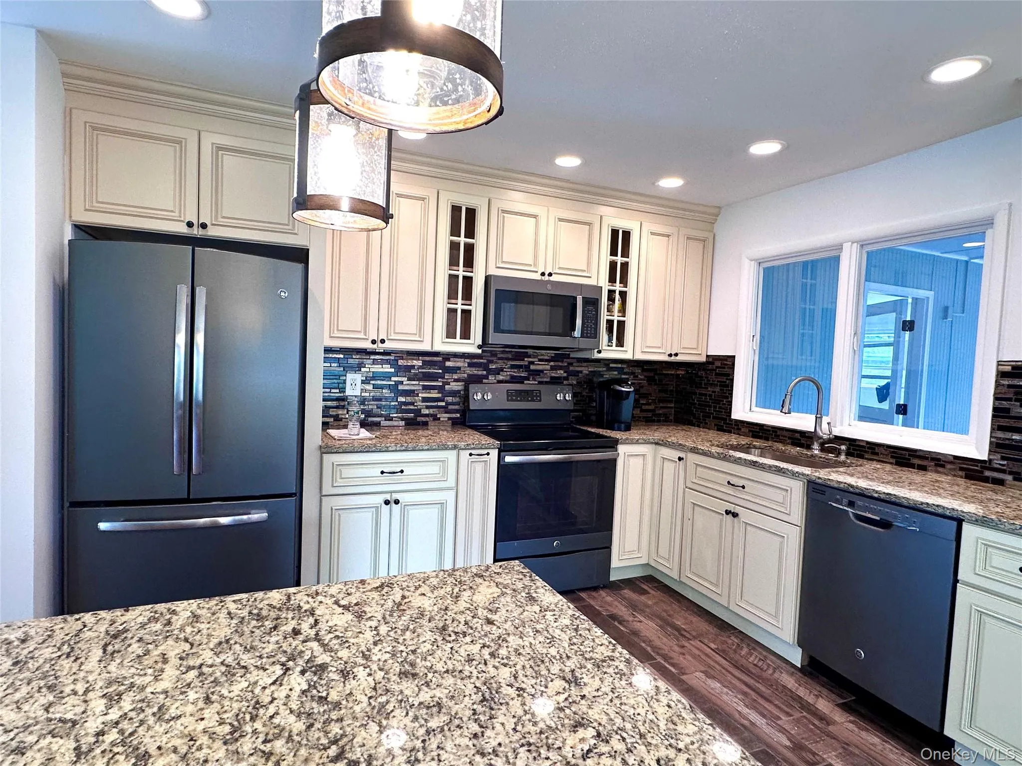 171 Roosevelt Road, Hyde Park, NY, 4 Bedrooms Bedrooms, 10 Rooms Rooms,2 BathroomsBathrooms,Residential Lease,For Rent,Roosevelt,0,1006839 171 Roosevelt Road, Hyde Park, NY, 4 Bedrooms Bedrooms, 10 Rooms Rooms,2 BathroomsBathrooms,Residential Lease,For Rent,Roosevelt,0,1006839