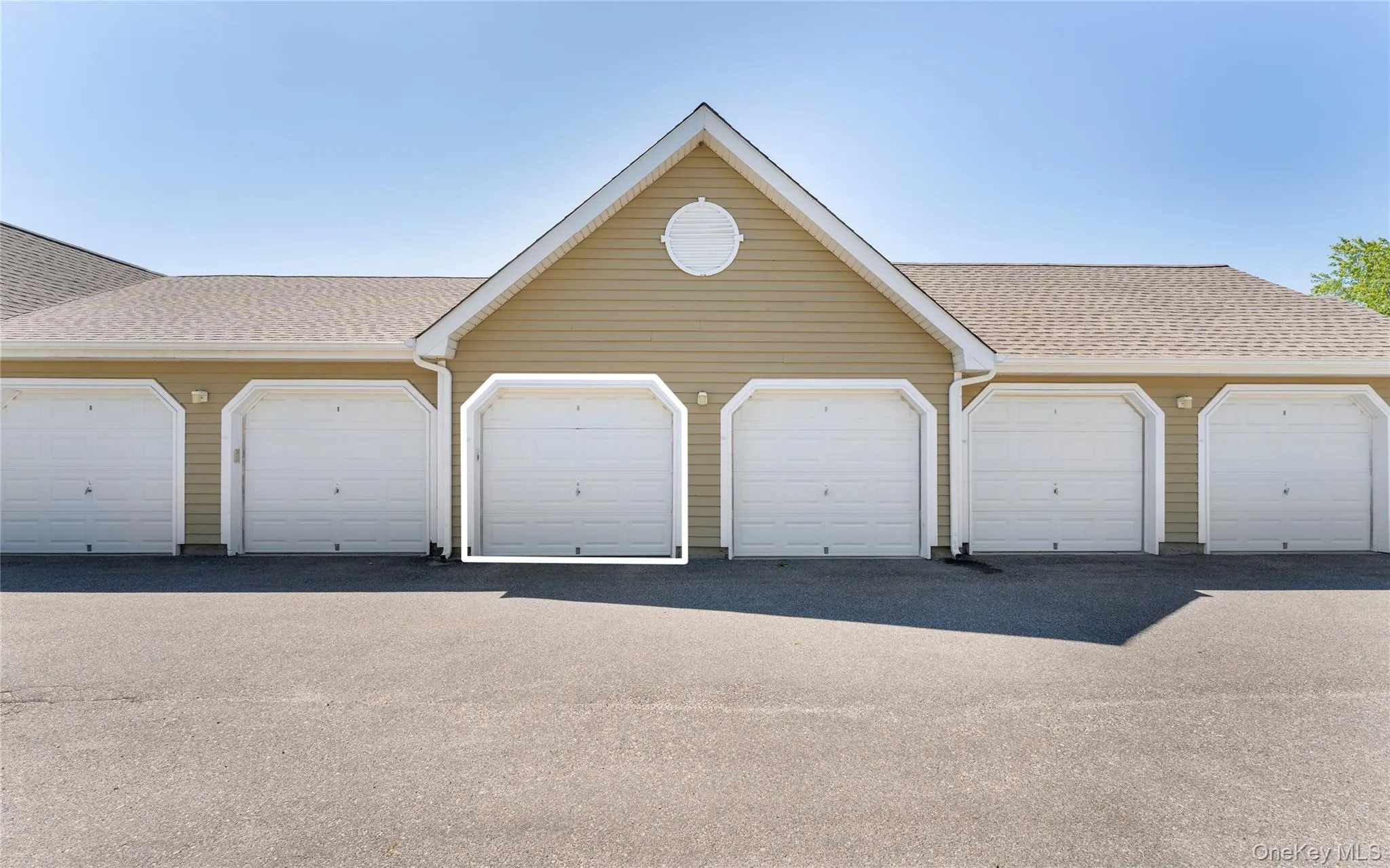 59 Eric Drive, Brookhaven, NY, 2 Bedrooms Bedrooms, 5 Rooms Rooms,2 BathroomsBathrooms,Residential,For Rent,Eric,0,1006840 59 Eric Drive, Brookhaven, NY, 2 Bedrooms Bedrooms, 5 Rooms Rooms,2 BathroomsBathrooms,Residential,For Rent,Eric,0,1006840