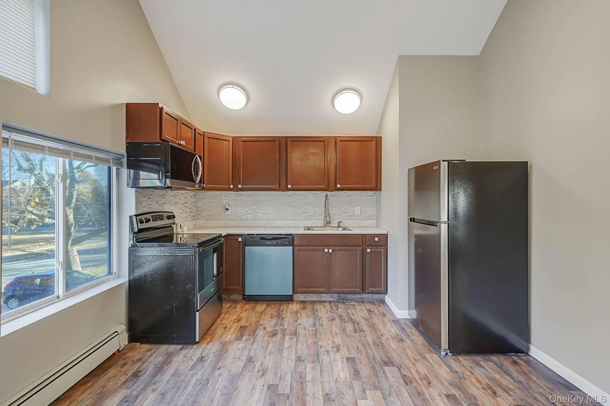 158 Oldfield Avenue, Babylon, NY, 3 Bedrooms Bedrooms, 6 Rooms Rooms,2 BathroomsBathrooms,Residential Lease,For Rent,Oldfield,0,1006841 158 Oldfield Avenue, Babylon, NY, 3 Bedrooms Bedrooms, 6 Rooms Rooms,2 BathroomsBathrooms,Residential Lease,For Rent,Oldfield,0,1006841