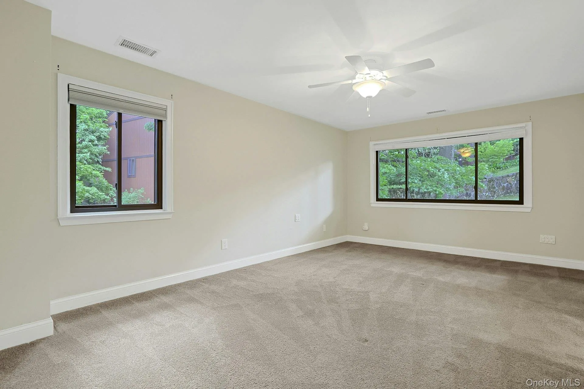 369 Martling Avenue, Greenburgh, NY, 3 Bedrooms Bedrooms, 7 Rooms Rooms,2 BathroomsBathrooms,Residential,For Rent,Martling,0,1006842 369 Martling Avenue, Greenburgh, NY, 3 Bedrooms Bedrooms, 7 Rooms Rooms,2 BathroomsBathrooms,Residential,For Rent,Martling,0,1006842