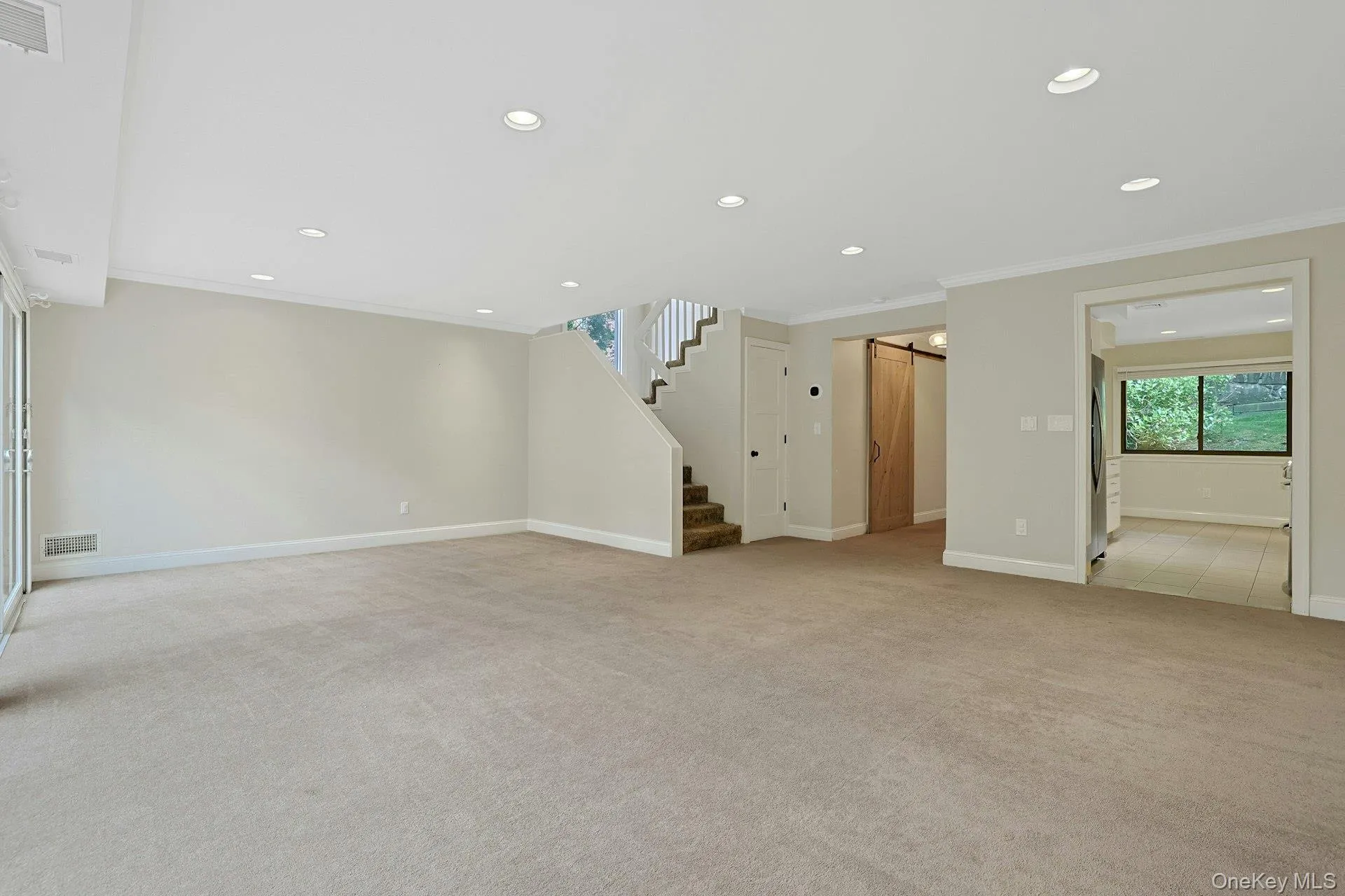 369 Martling Avenue, Greenburgh, NY, 3 Bedrooms Bedrooms, 7 Rooms Rooms,2 BathroomsBathrooms,Residential,For Rent,Martling,0,1006842 369 Martling Avenue, Greenburgh, NY, 3 Bedrooms Bedrooms, 7 Rooms Rooms,2 BathroomsBathrooms,Residential,For Rent,Martling,0,1006842