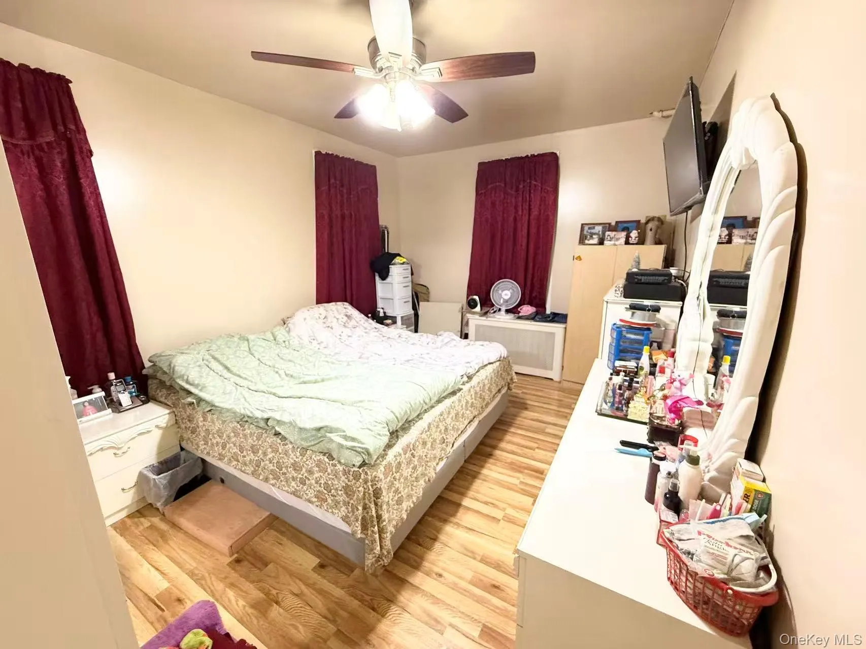 3935 Barnes Avenue, New York, NY, ,Land,For Rent,Barnes,0,1006846 3935 Barnes Avenue, New York, NY, ,Land,For Rent,Barnes,0,1006846