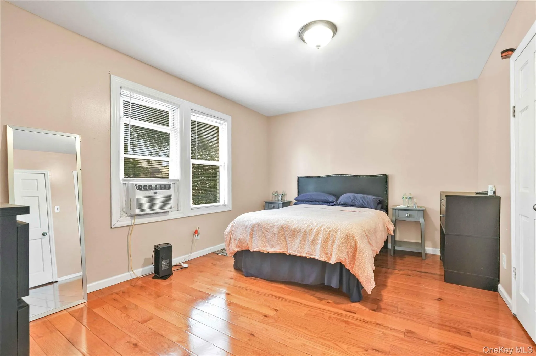 11533 146th Street, New York, NY, 3 Bedrooms Bedrooms, 8 Rooms Rooms,2 BathroomsBathrooms,Residential,For Rent,146th,0,1006848 11533 146th Street, New York, NY, 3 Bedrooms Bedrooms, 8 Rooms Rooms,2 BathroomsBathrooms,Residential,For Rent,146th,0,1006848