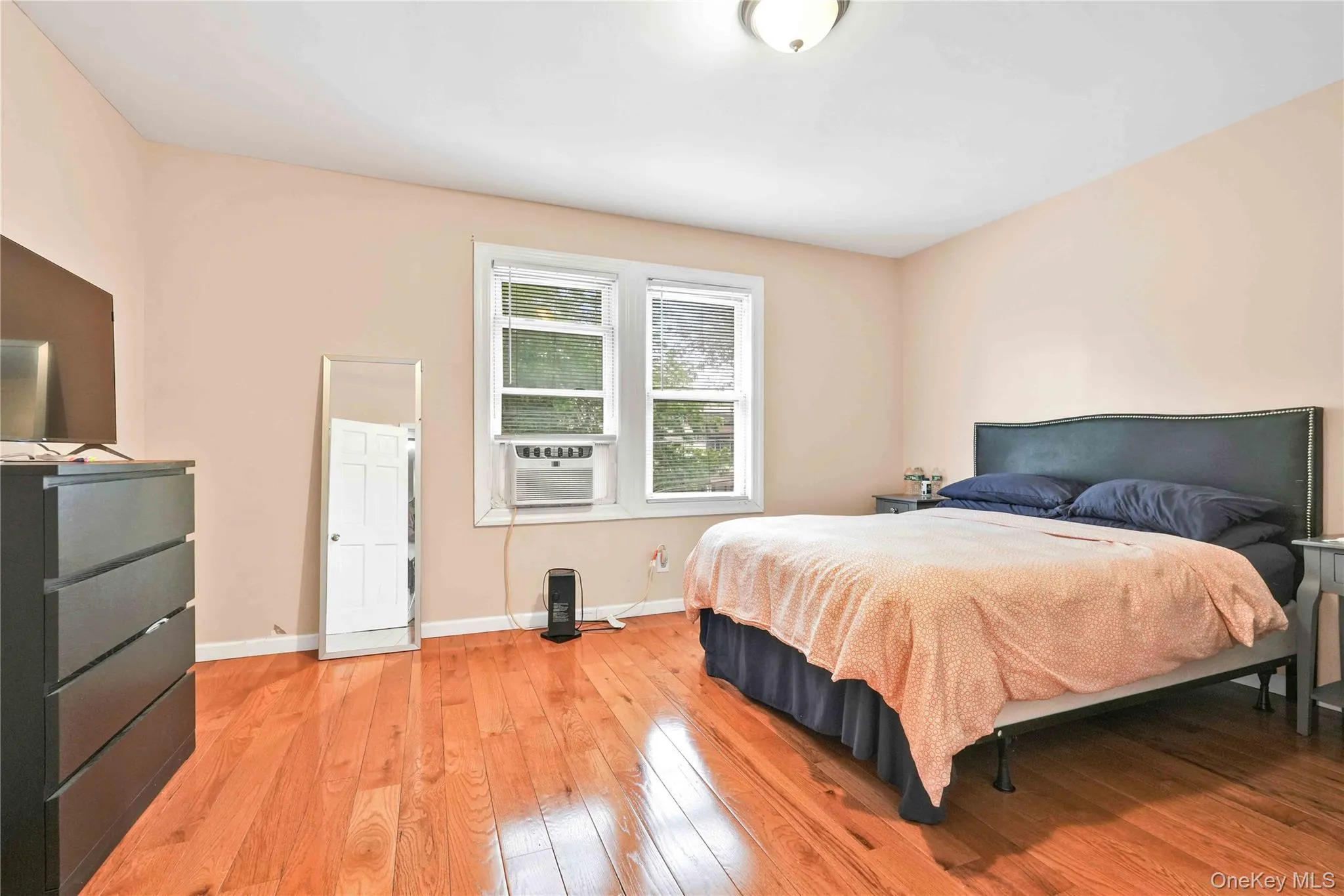 11533 146th Street, New York, NY, 3 Bedrooms Bedrooms, 8 Rooms Rooms,2 BathroomsBathrooms,Residential,For Rent,146th,0,1006848 11533 146th Street, New York, NY, 3 Bedrooms Bedrooms, 8 Rooms Rooms,2 BathroomsBathrooms,Residential,For Rent,146th,0,1006848