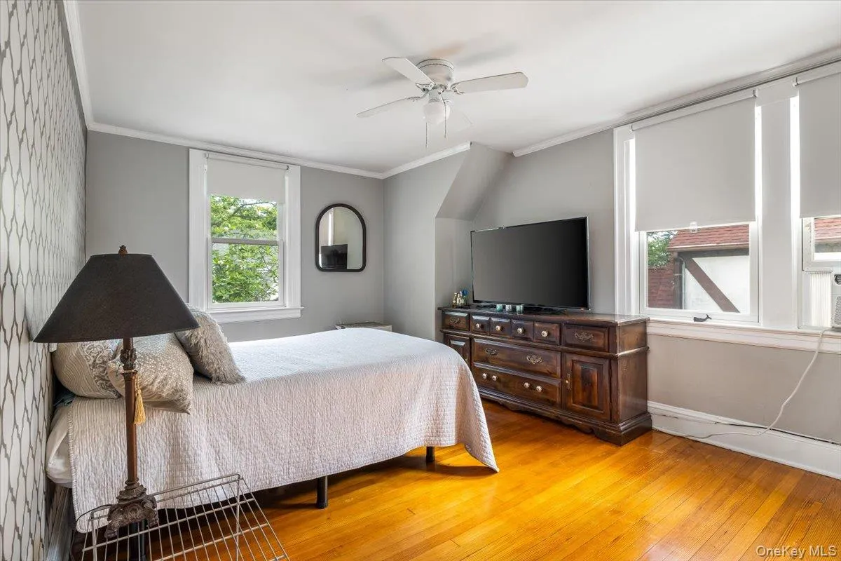 9 14th Street, Huntington, NY, 3 Bedrooms Bedrooms, 7 Rooms Rooms,2 BathroomsBathrooms,Residential,For Rent,14th,0,1006850 9 14th Street, Huntington, NY, 3 Bedrooms Bedrooms, 7 Rooms Rooms,2 BathroomsBathrooms,Residential,For Rent,14th,0,1006850