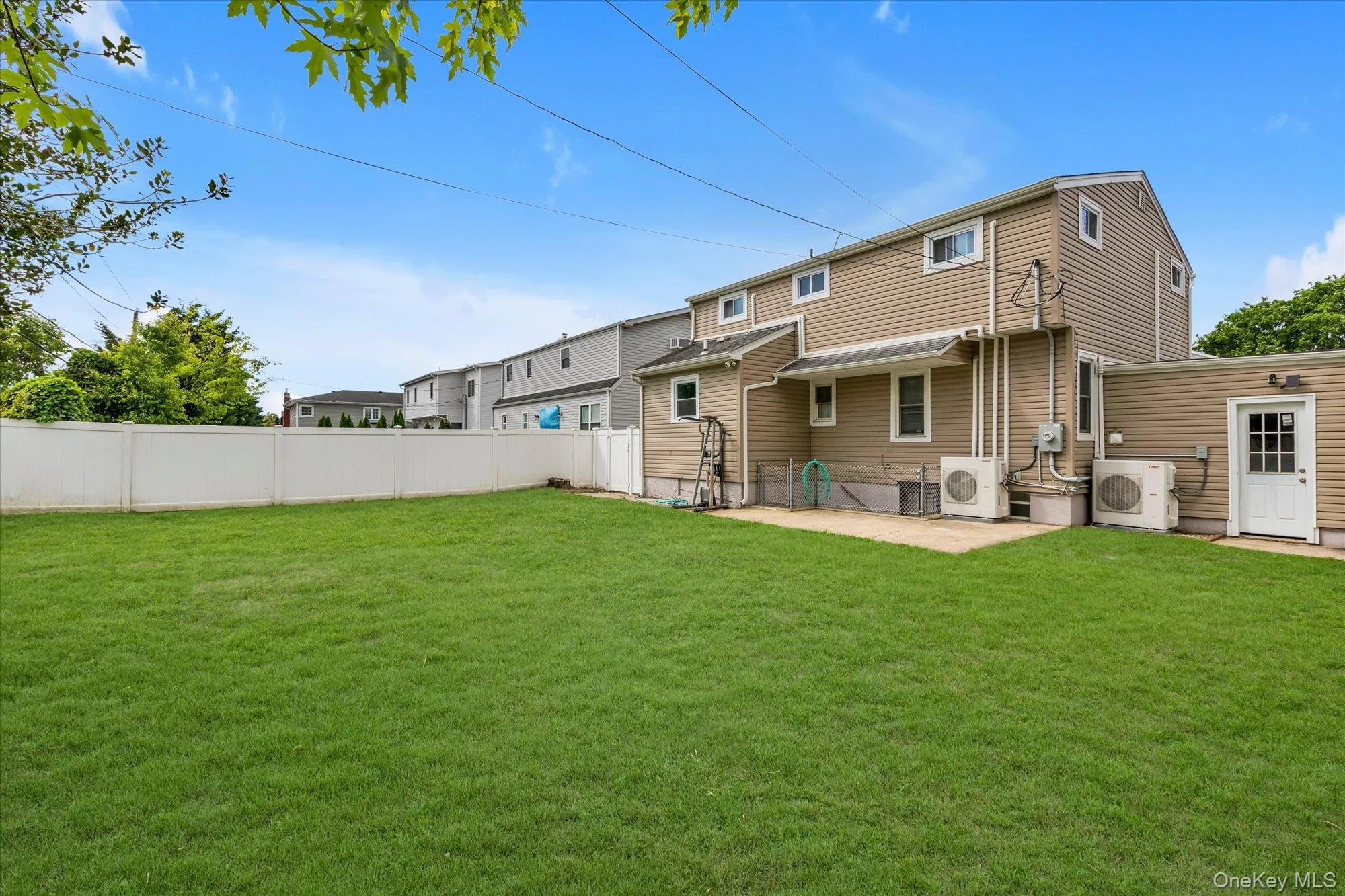 4 Lido Parkway, Babylon, NY, 5 Bedrooms Bedrooms, 8 Rooms Rooms,2 BathroomsBathrooms,Residential,For Rent,Lido,0,1006854 4 Lido Parkway, Babylon, NY, 5 Bedrooms Bedrooms, 8 Rooms Rooms,2 BathroomsBathrooms,Residential,For Rent,Lido,0,1006854