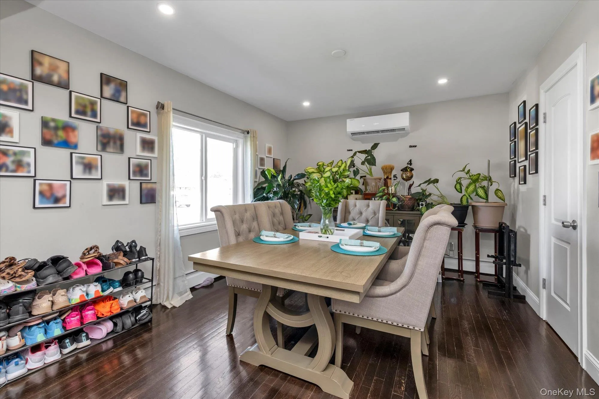 4 Lido Parkway, Babylon, NY, 5 Bedrooms Bedrooms, 8 Rooms Rooms,2 BathroomsBathrooms,Residential,For Rent,Lido,0,1006854 4 Lido Parkway, Babylon, NY, 5 Bedrooms Bedrooms, 8 Rooms Rooms,2 BathroomsBathrooms,Residential,For Rent,Lido,0,1006854