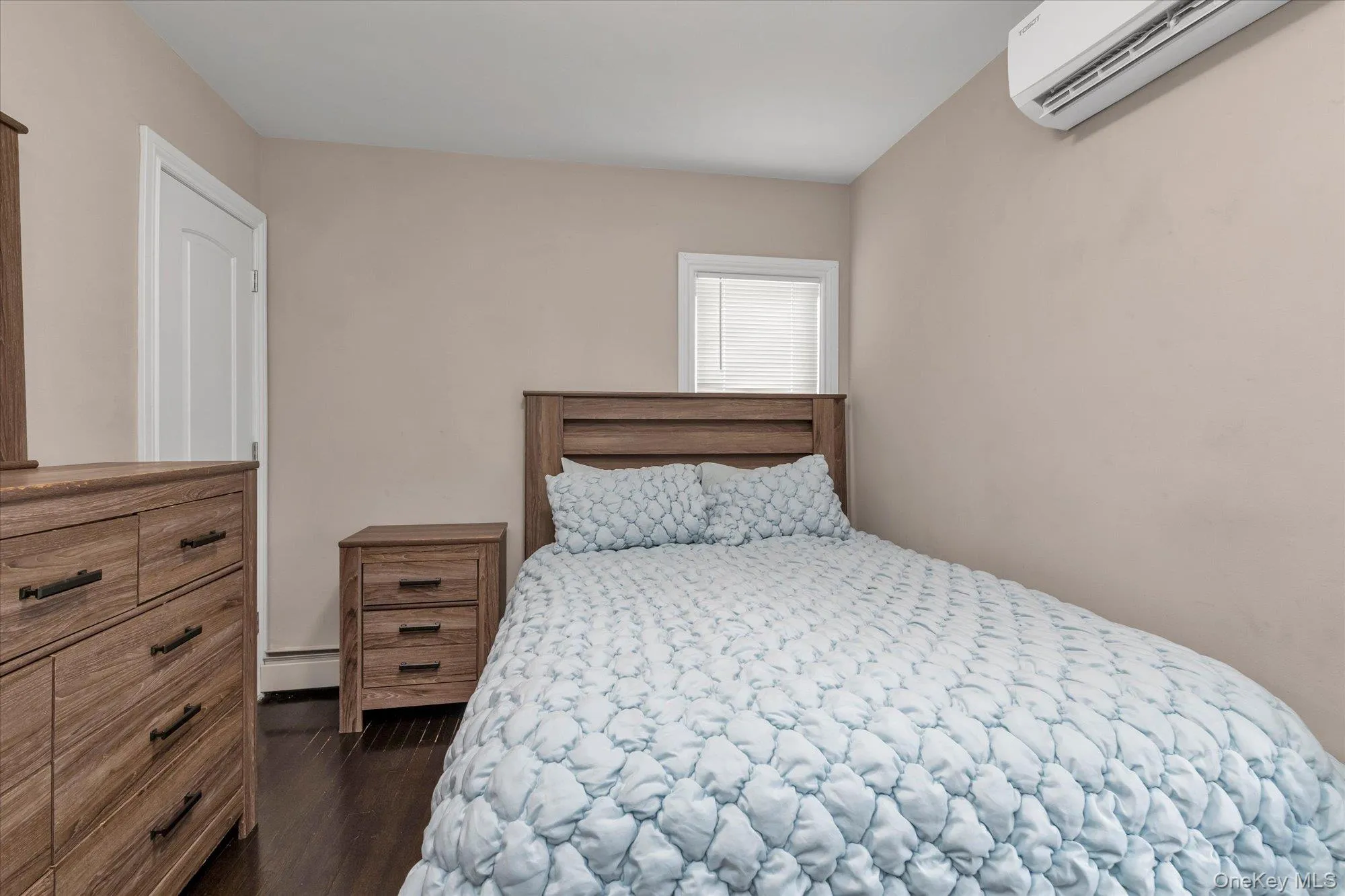 4 Lido Parkway, Babylon, NY, 5 Bedrooms Bedrooms, 8 Rooms Rooms,2 BathroomsBathrooms,Residential,For Rent,Lido,0,1006854 4 Lido Parkway, Babylon, NY, 5 Bedrooms Bedrooms, 8 Rooms Rooms,2 BathroomsBathrooms,Residential,For Rent,Lido,0,1006854