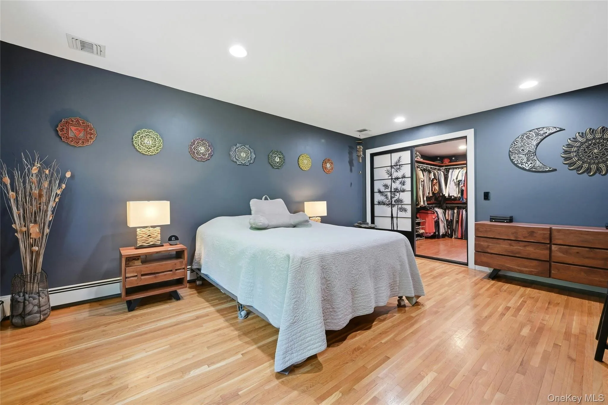 28 Maplewood Drive, Huntington, NY, 4 Bedrooms Bedrooms, 8 Rooms Rooms,2 BathroomsBathrooms,Residential,For Rent,Maplewood,0,1006857 28 Maplewood Drive, Huntington, NY, 4 Bedrooms Bedrooms, 8 Rooms Rooms,2 BathroomsBathrooms,Residential,For Rent,Maplewood,0,1006857